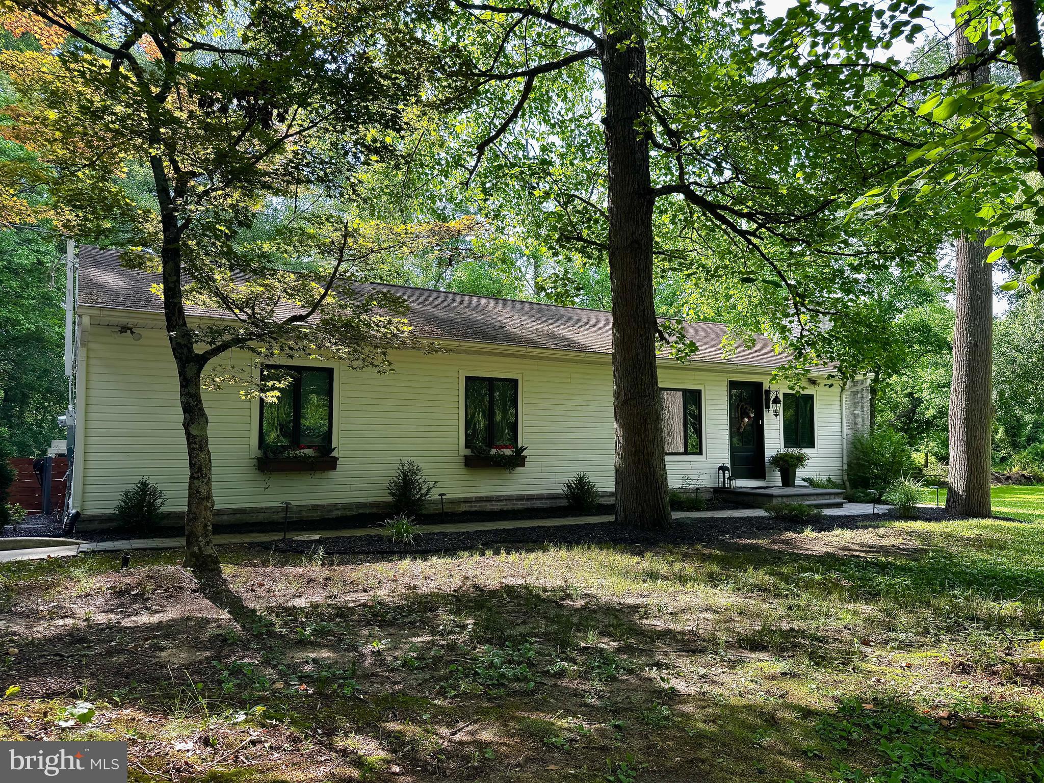 321 Tomlin Station Rd, Mullica Hill, NJ 08062 photo