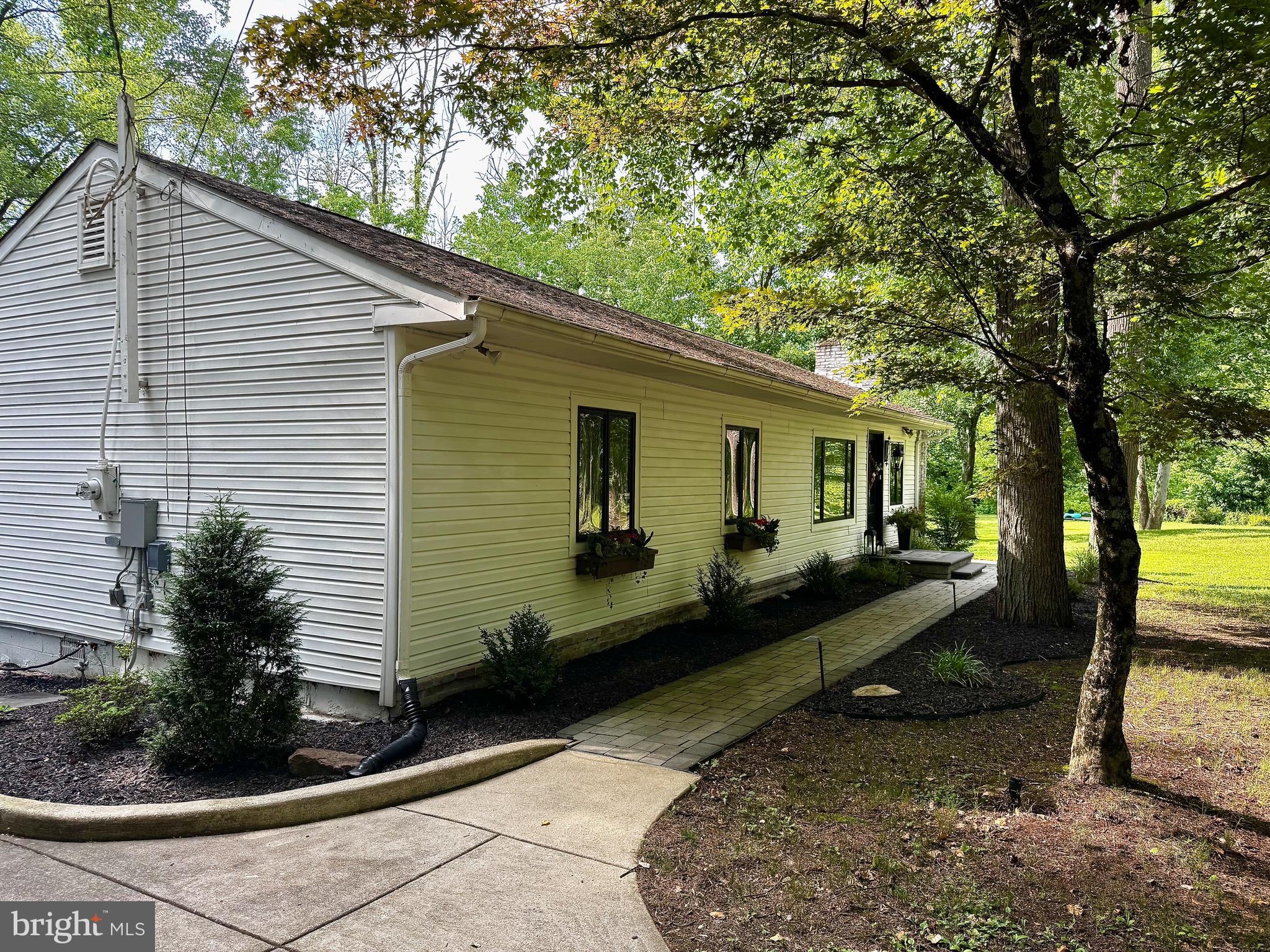 321 Tomlin Station Rd, Mullica Hill, NJ 08062 photo