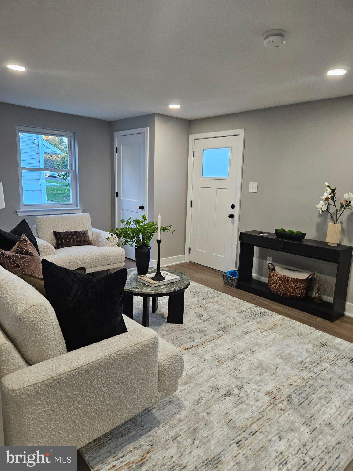 200 Maple St, Warminster, PA 18974 photo