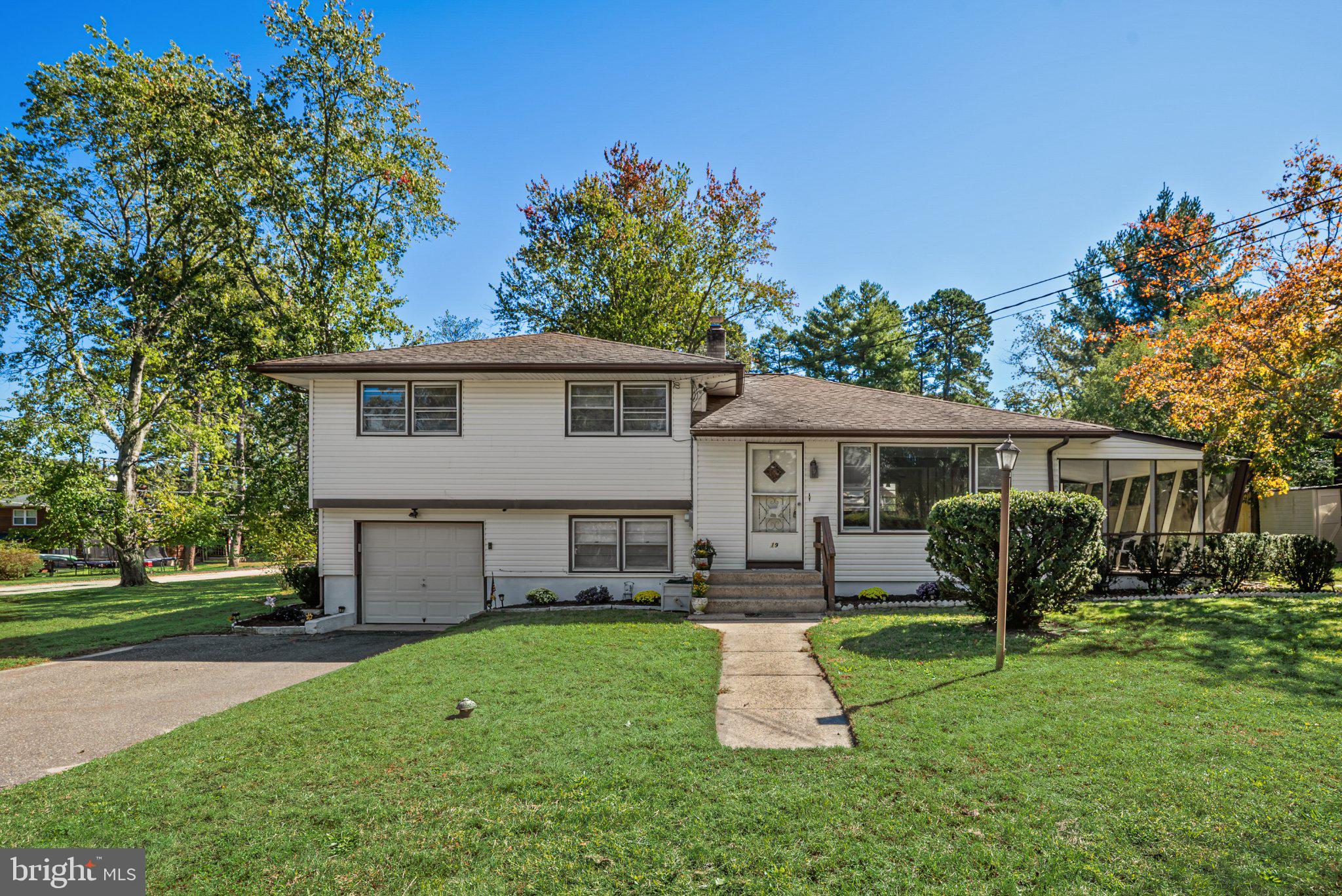 19 Manhasset Trl, Medford Lakes, NJ 08055 photo
