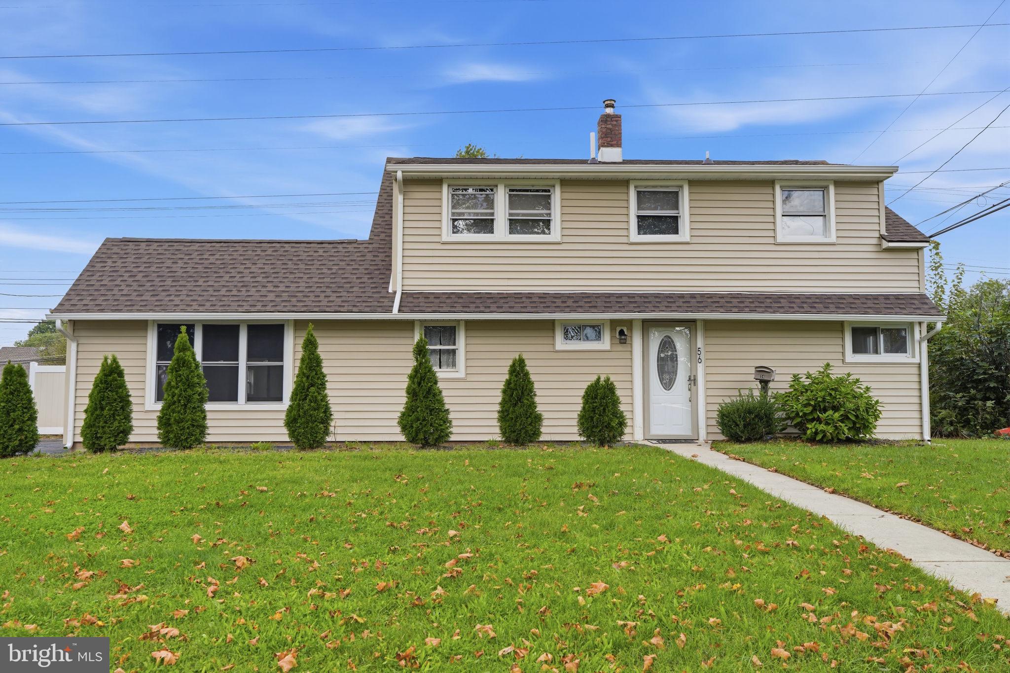 56 Northpark Dr, Levittown, PA 19054