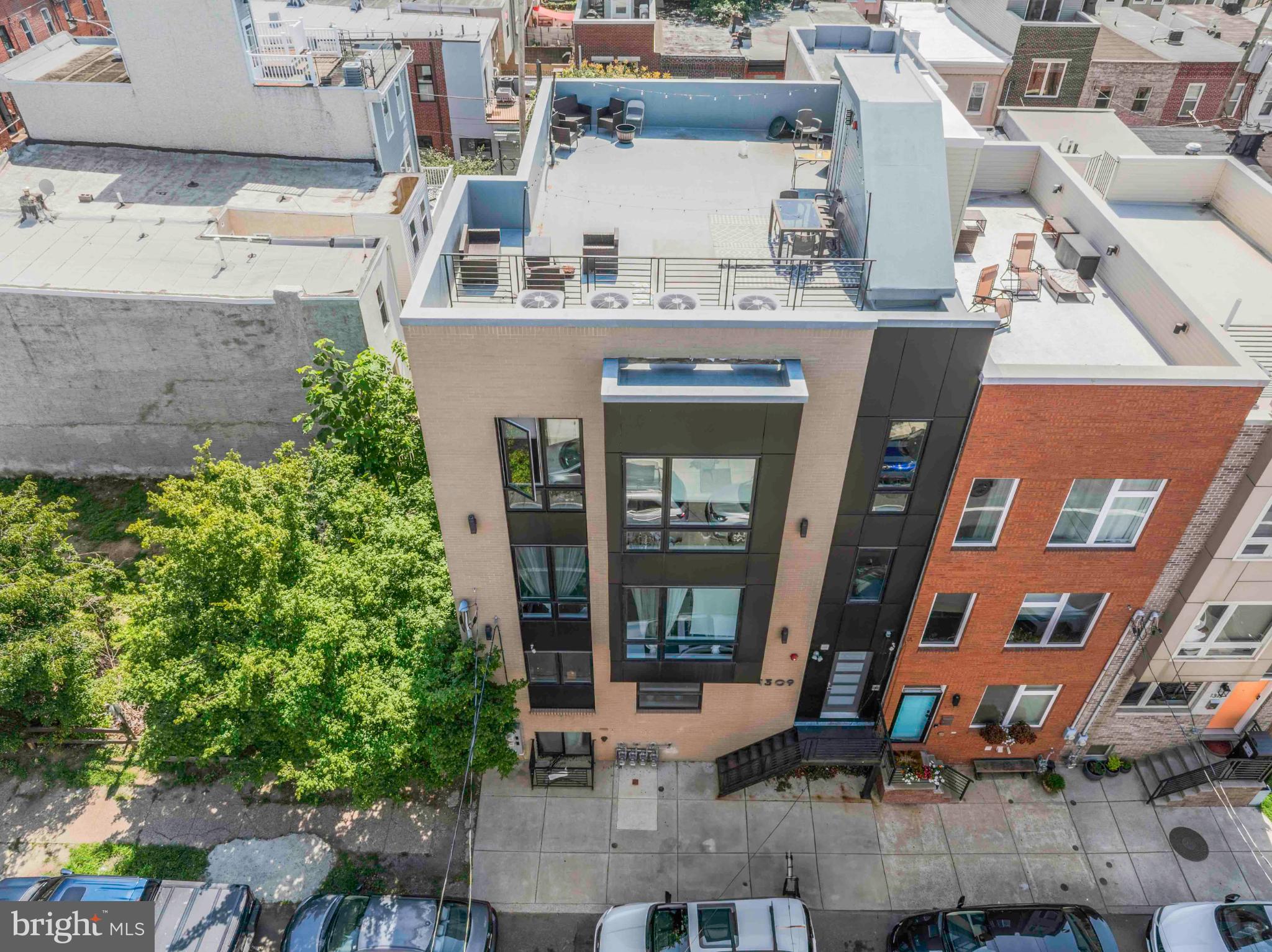 1309 20th St, Philadelphia, PA 19146