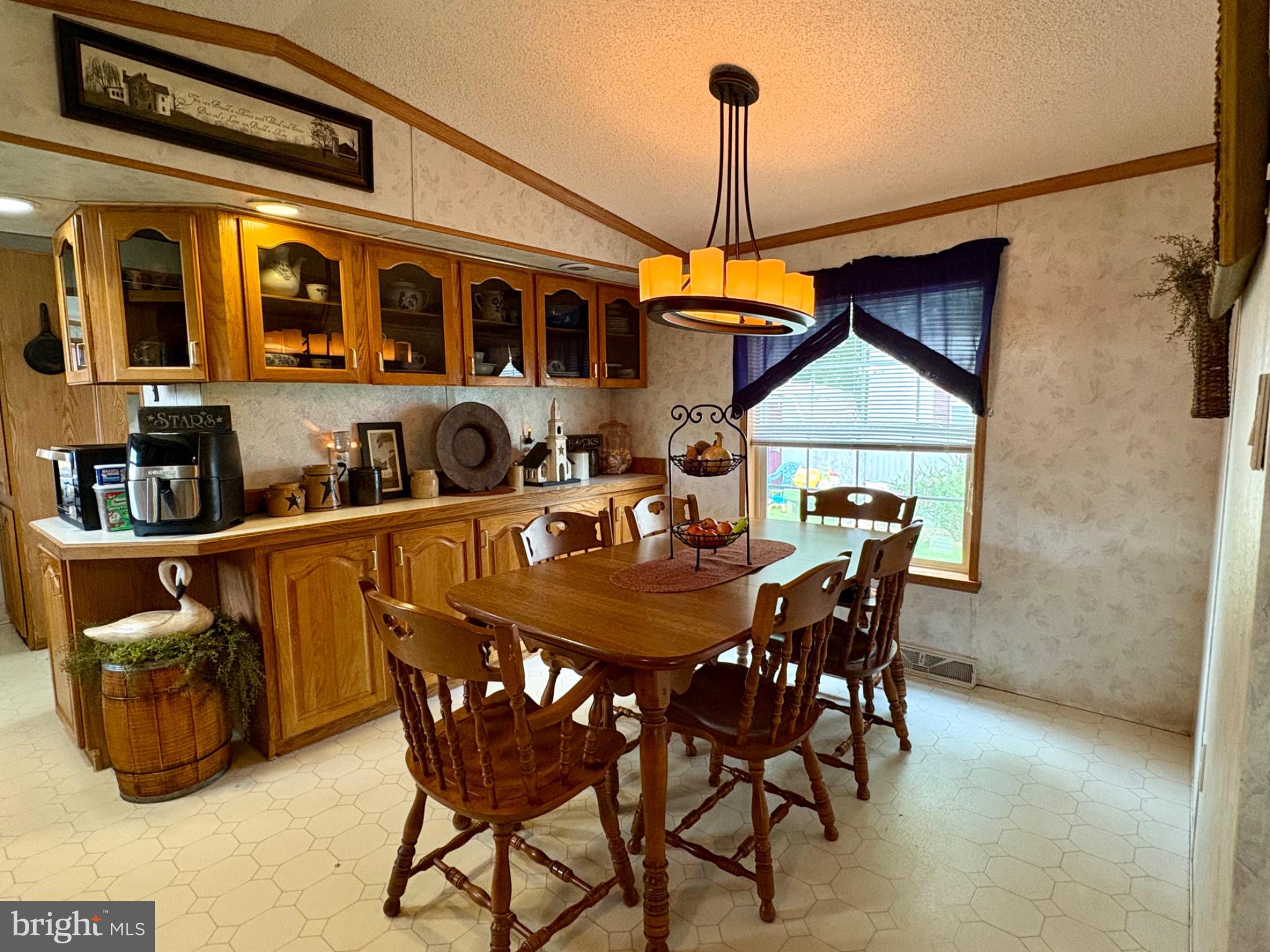 20 Circle Dr, Columbia, PA 17512 photo