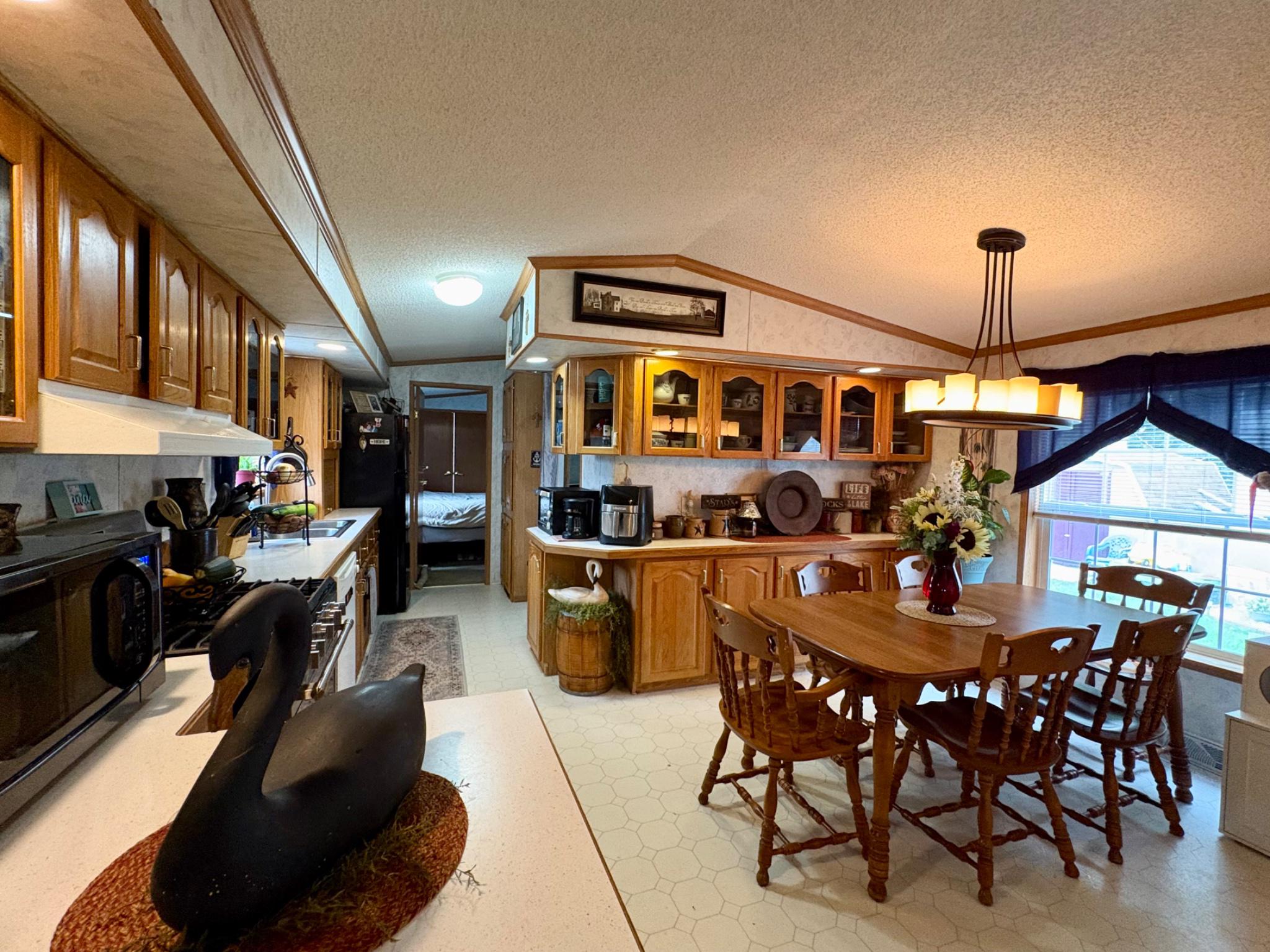 20 Circle Dr, Columbia, PA 17512 photo