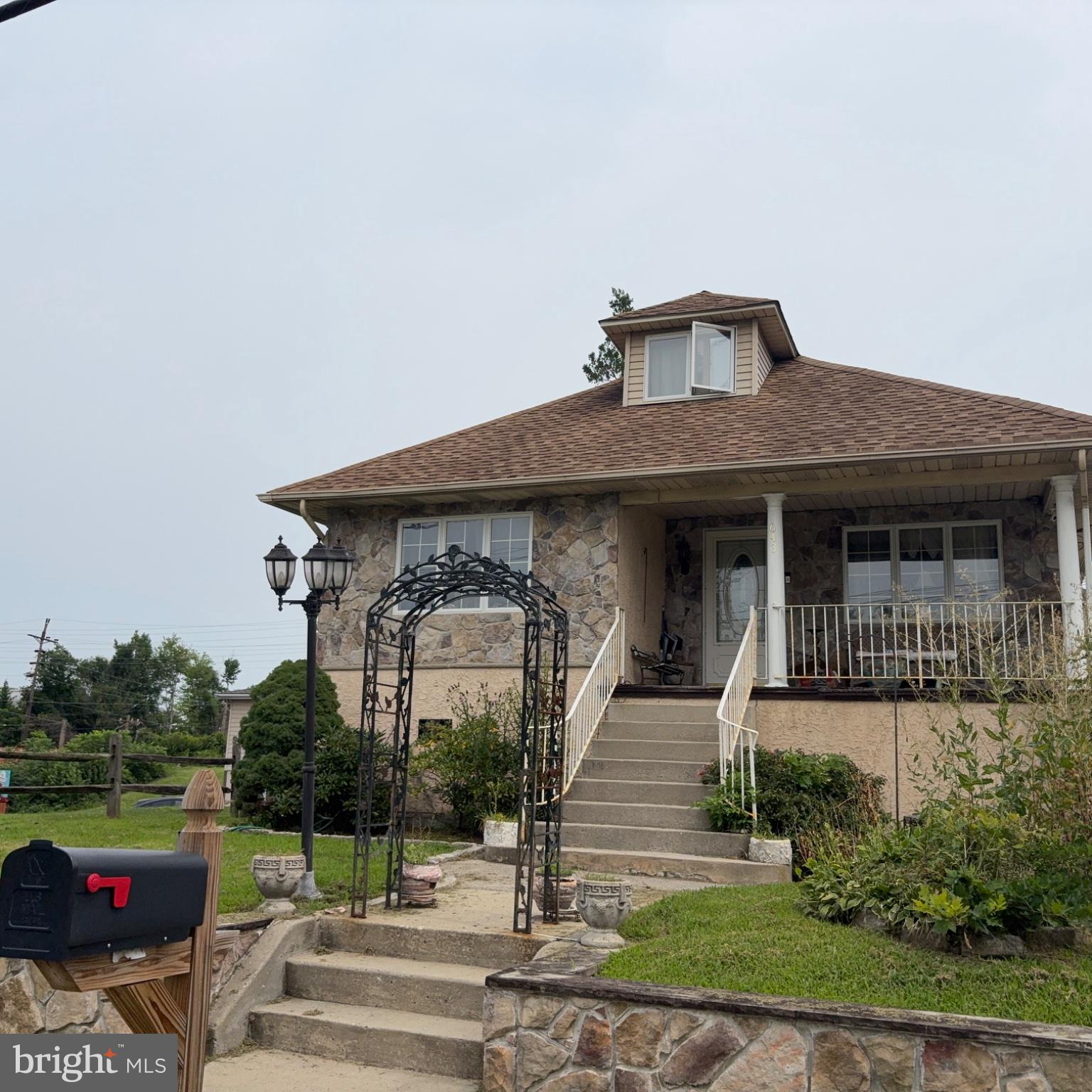 643 Kenilworth Ave, Cherry Hill, NJ 08002