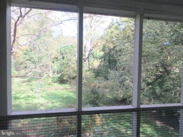 269 E Main St, Elkton, MD 21921 photo