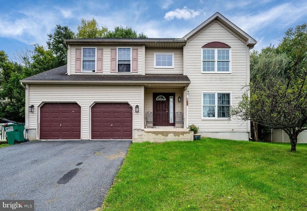 4860 Dunham Dr, Reading, PA 19606