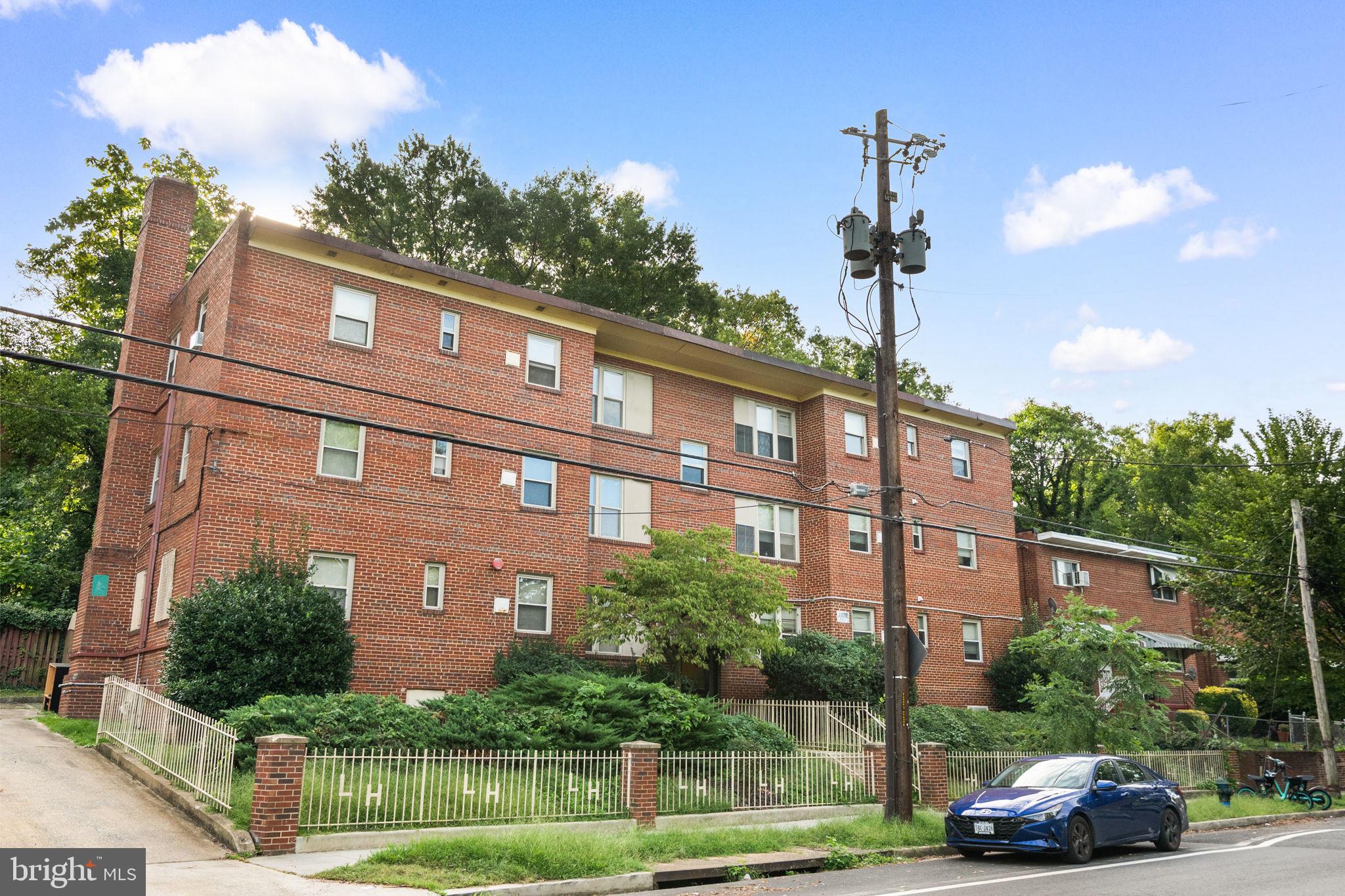 4184 Livingston Rd, Washington, DC 20032 photo