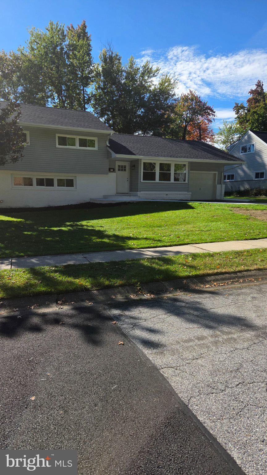 2006 Oak Lane Rd, Wilmington, DE 19803