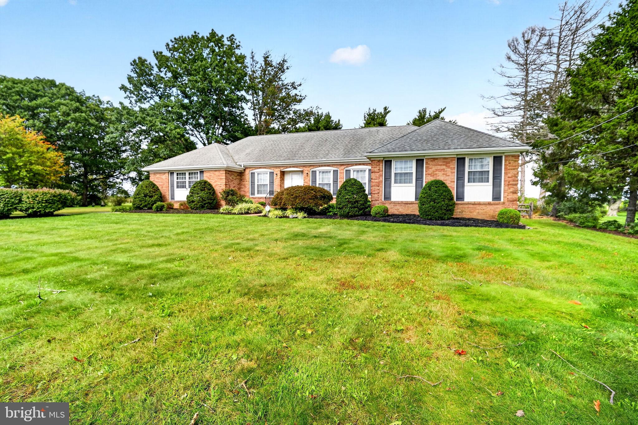 140 Plainsboro Rd, Cranbury, NJ 08512 photo