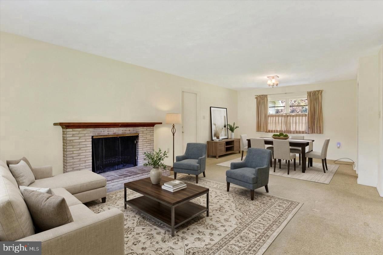 14 Circle Dr, Carlisle, PA 17015 photo