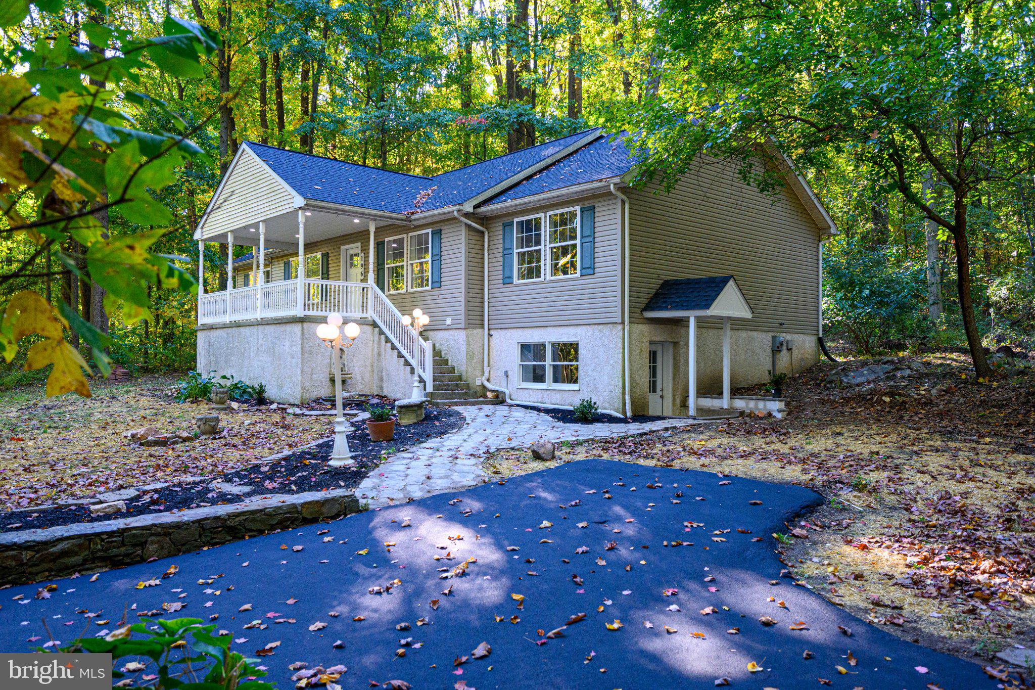 196 Icedale Rd, Honey Brook, PA 19344 photo