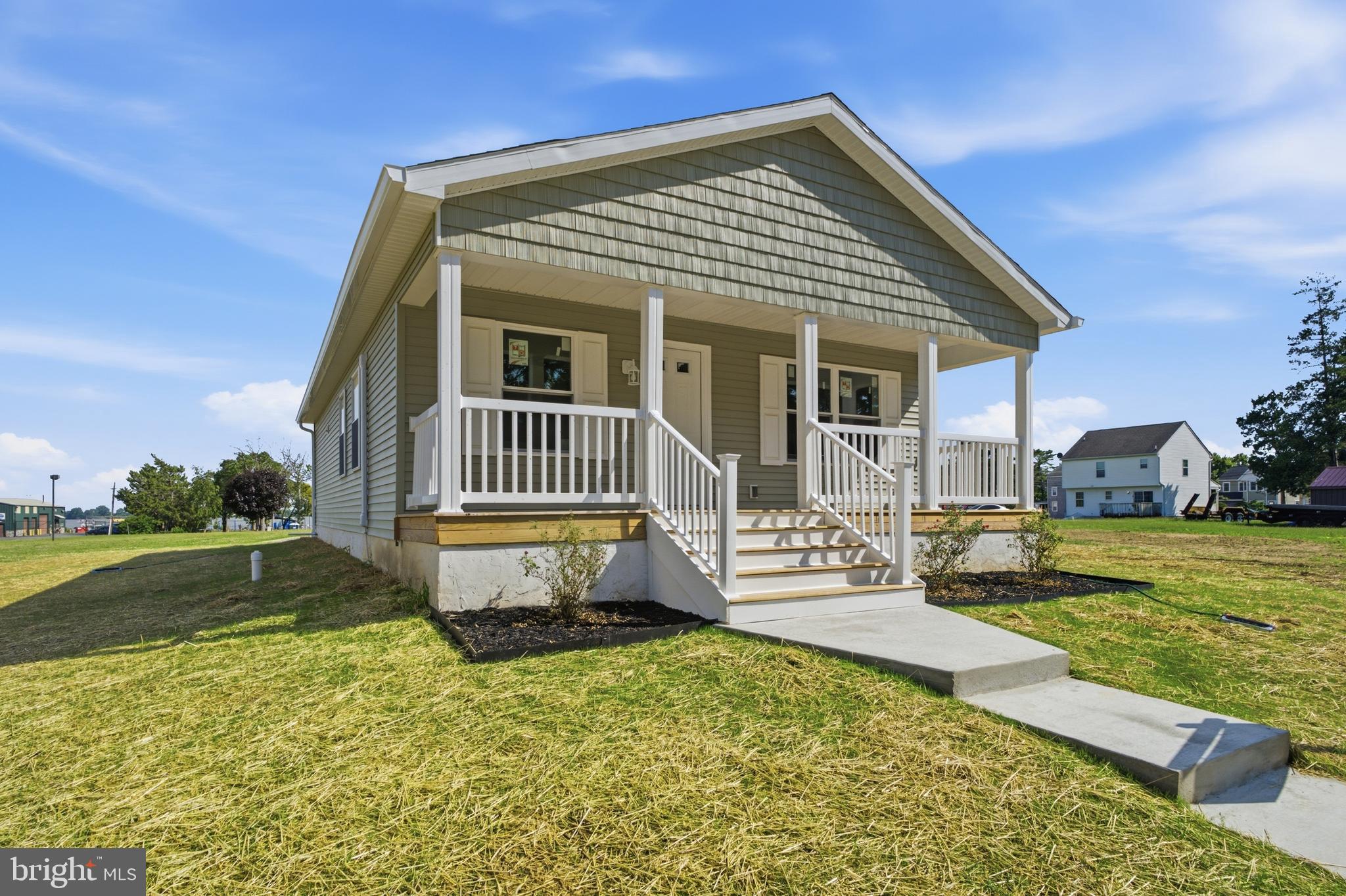 38 Market Ln, Marcus Hook, PA 19061 photo