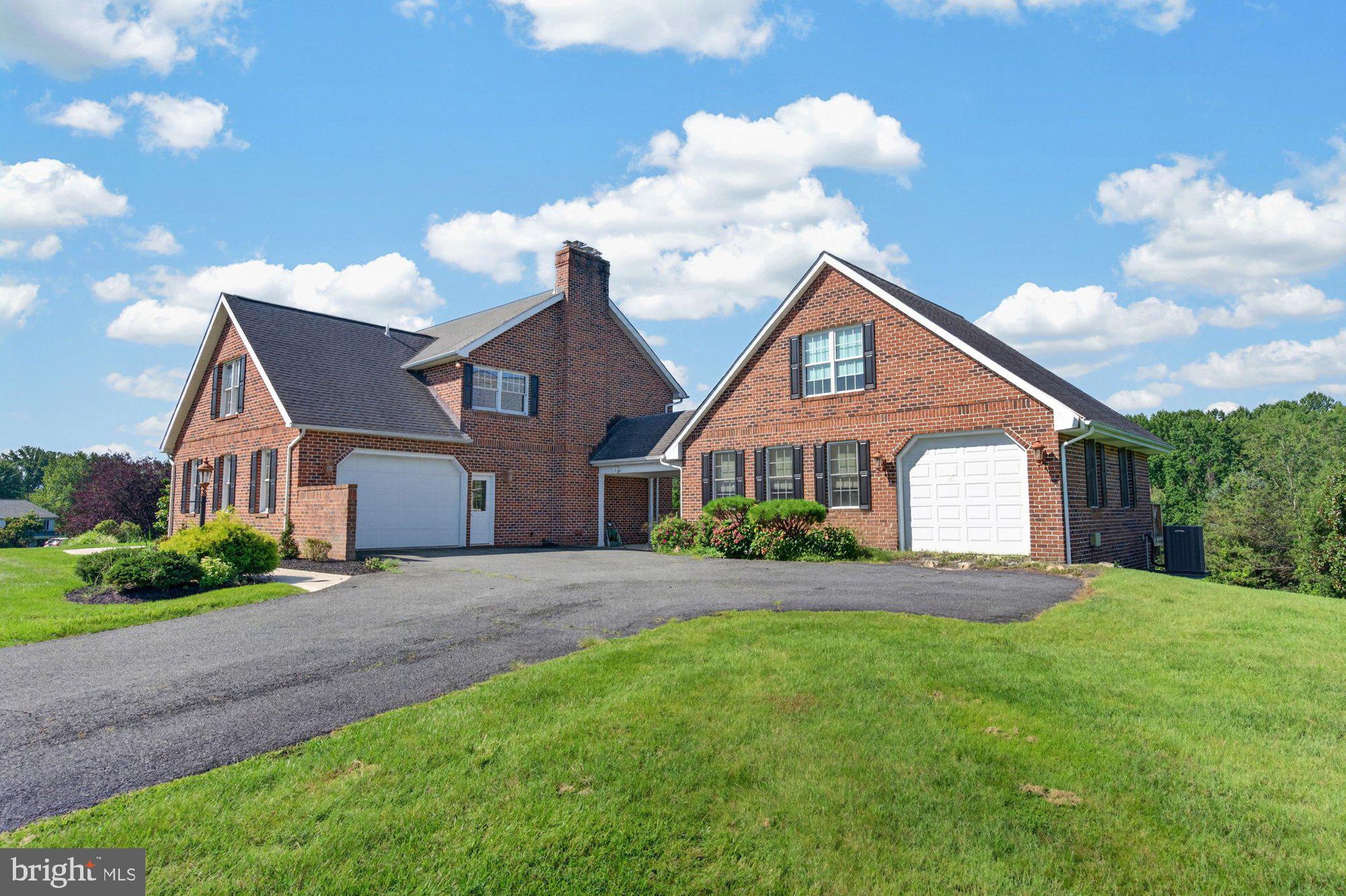 4 Country Hill Ct, Kingsville, MD 21087 photo