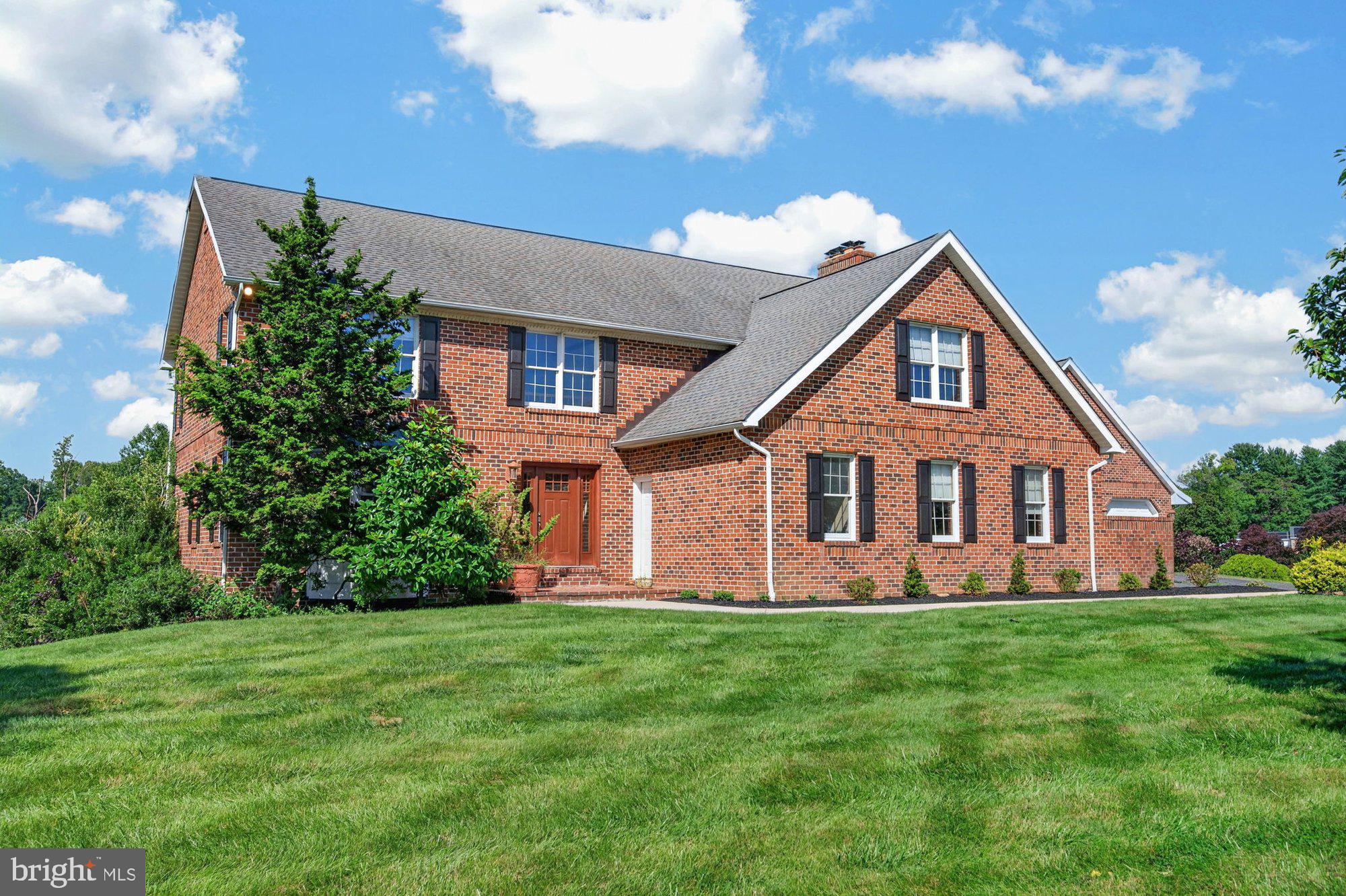 4 Country Hill Ct, Kingsville, MD 21087