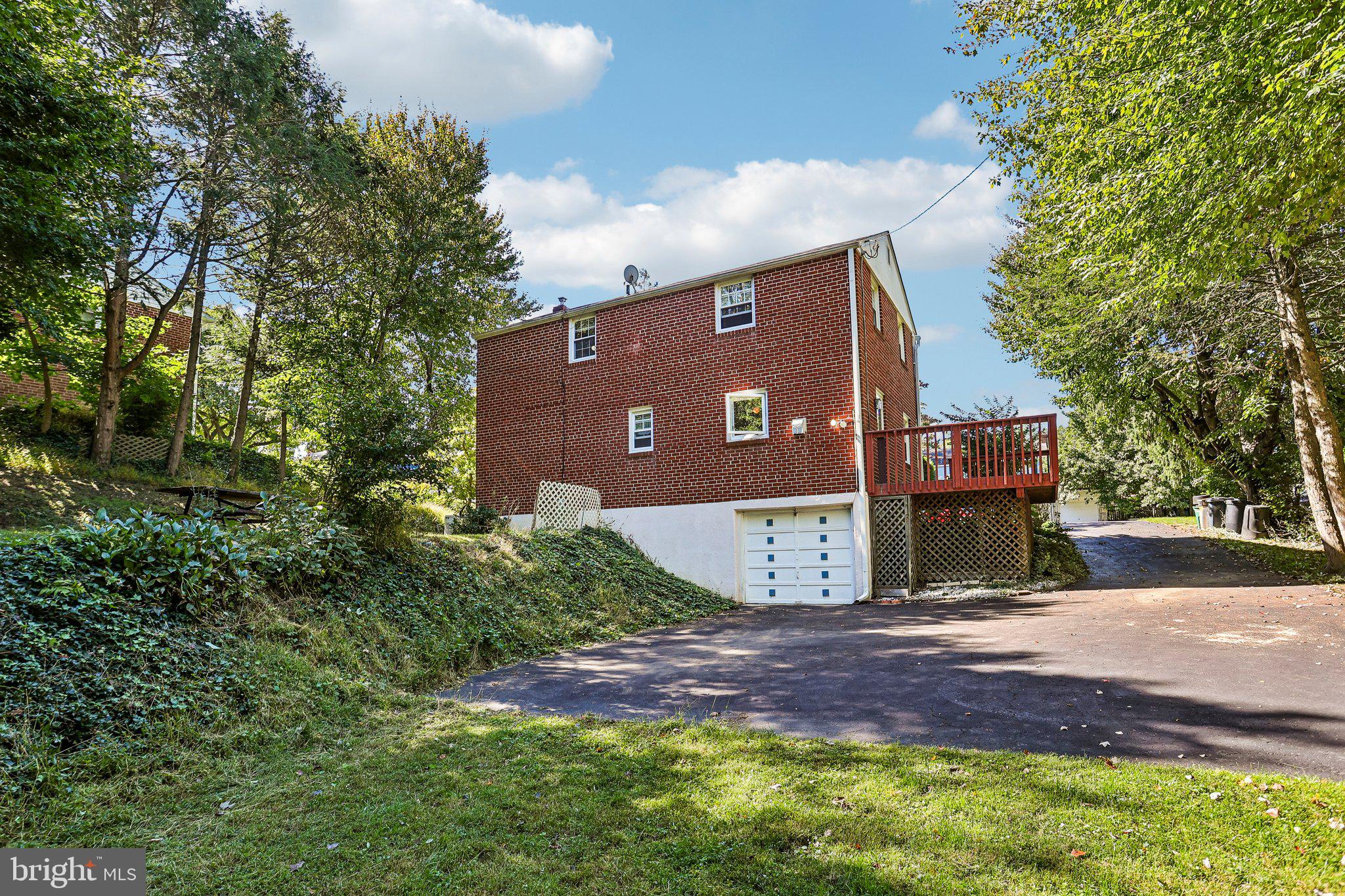 625 Cambridge Rd, Brookhaven, PA 19015 photo