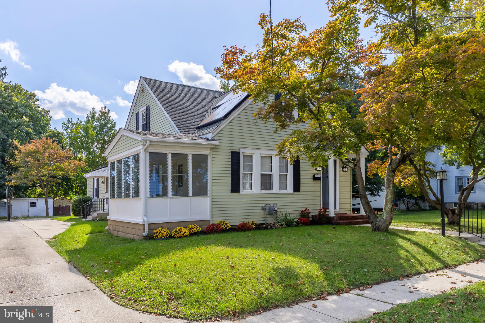 418 Weatherby Ave, Swedesboro, NJ 08085