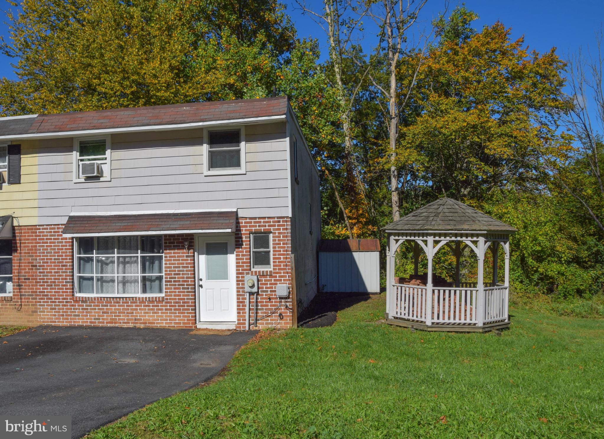 1077 Fox Run, Reading, PA 19606 photo