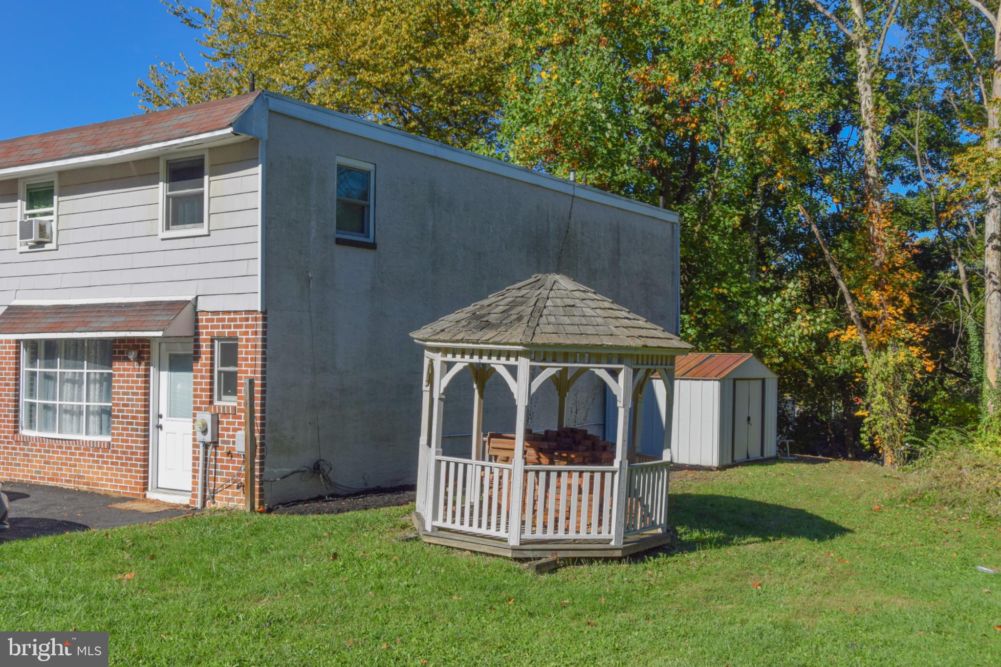 1077 Fox Run, Reading, PA 19606 photo