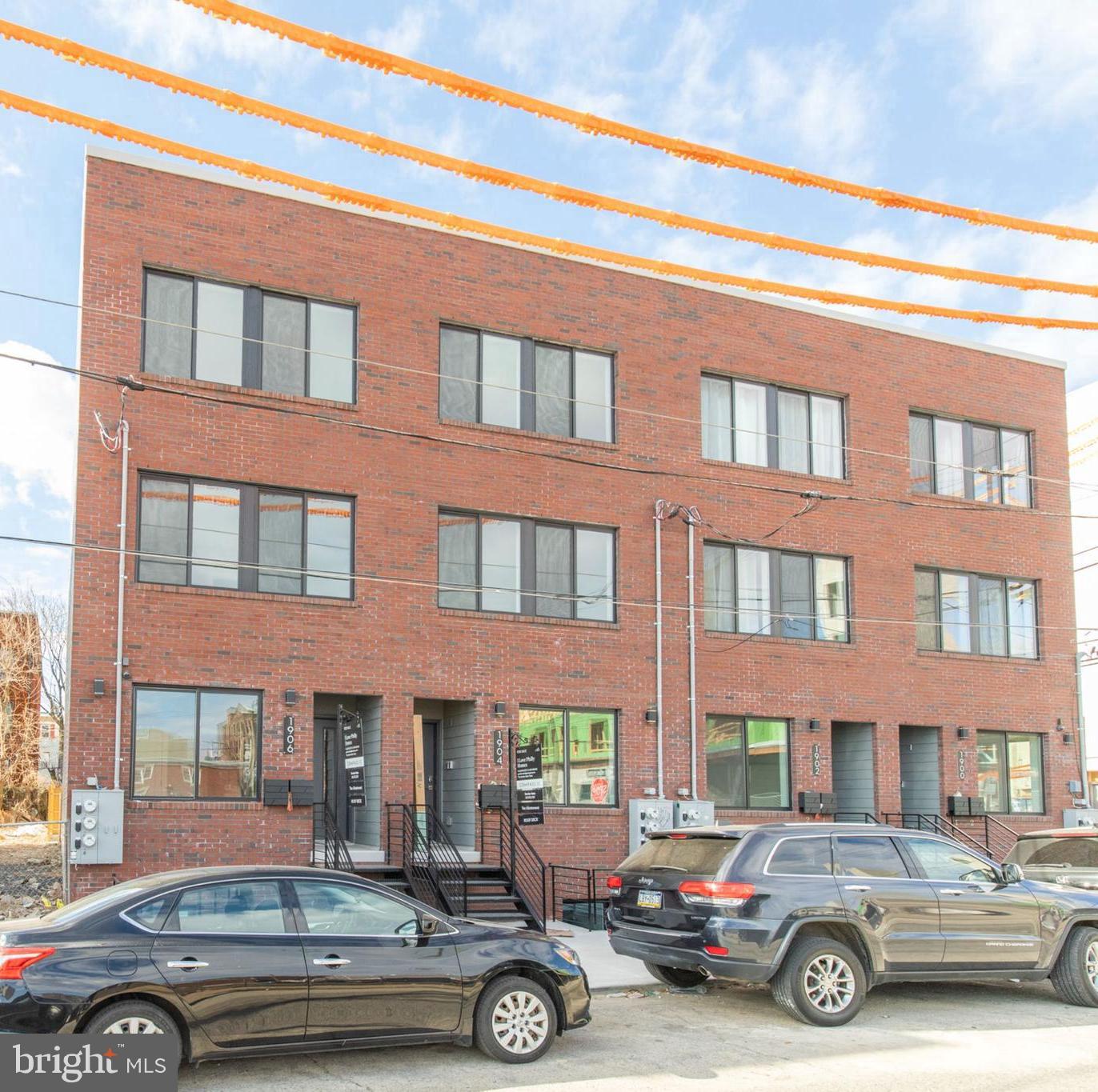 1906 York St, Philadelphia, PA 19125