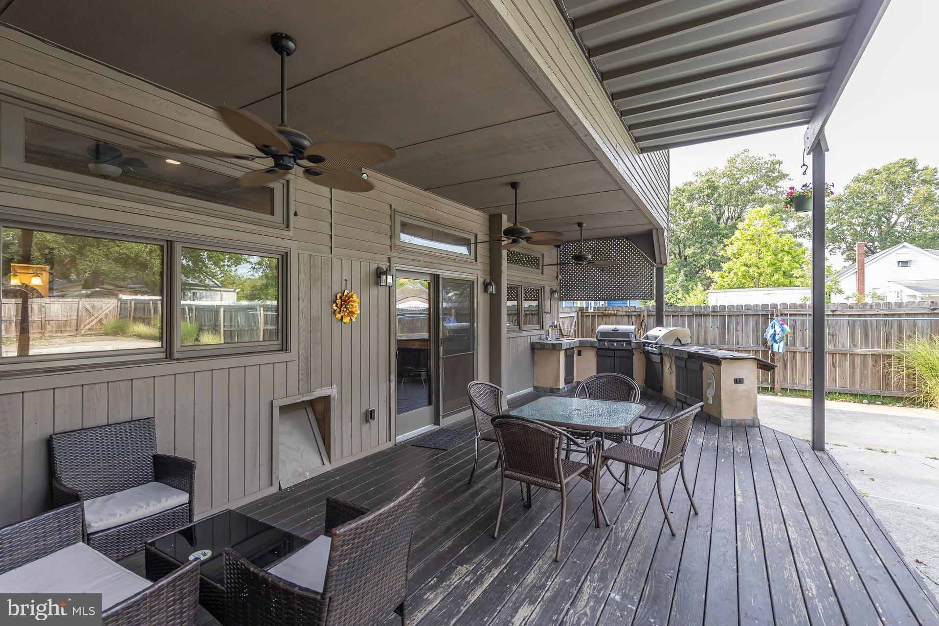 211 N 12th St, Millville, NJ 08332 photo