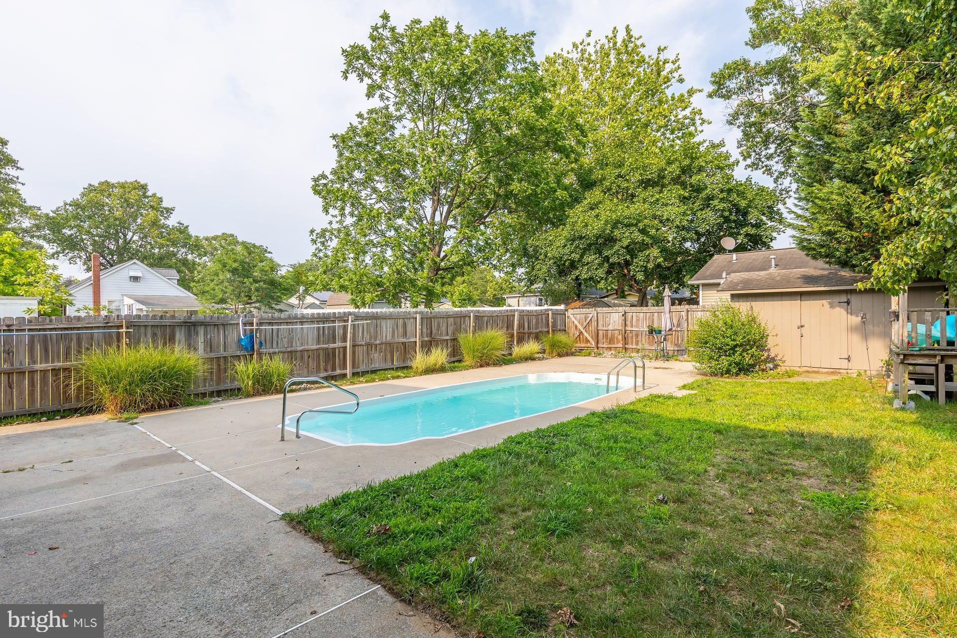 211 N 12th St, Millville, NJ 08332 photo