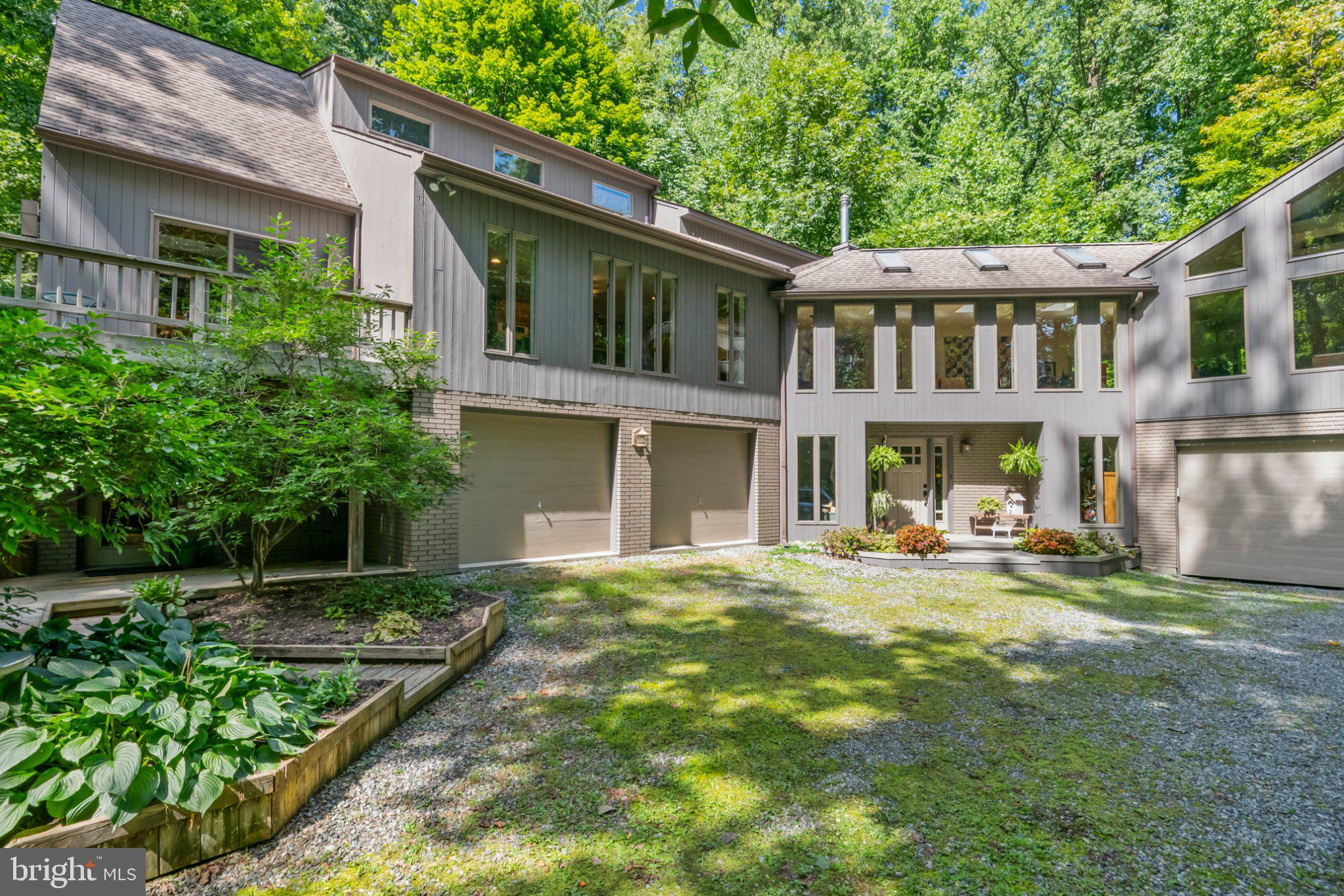 515 Kulps Rd, Barto, PA 19504 photo