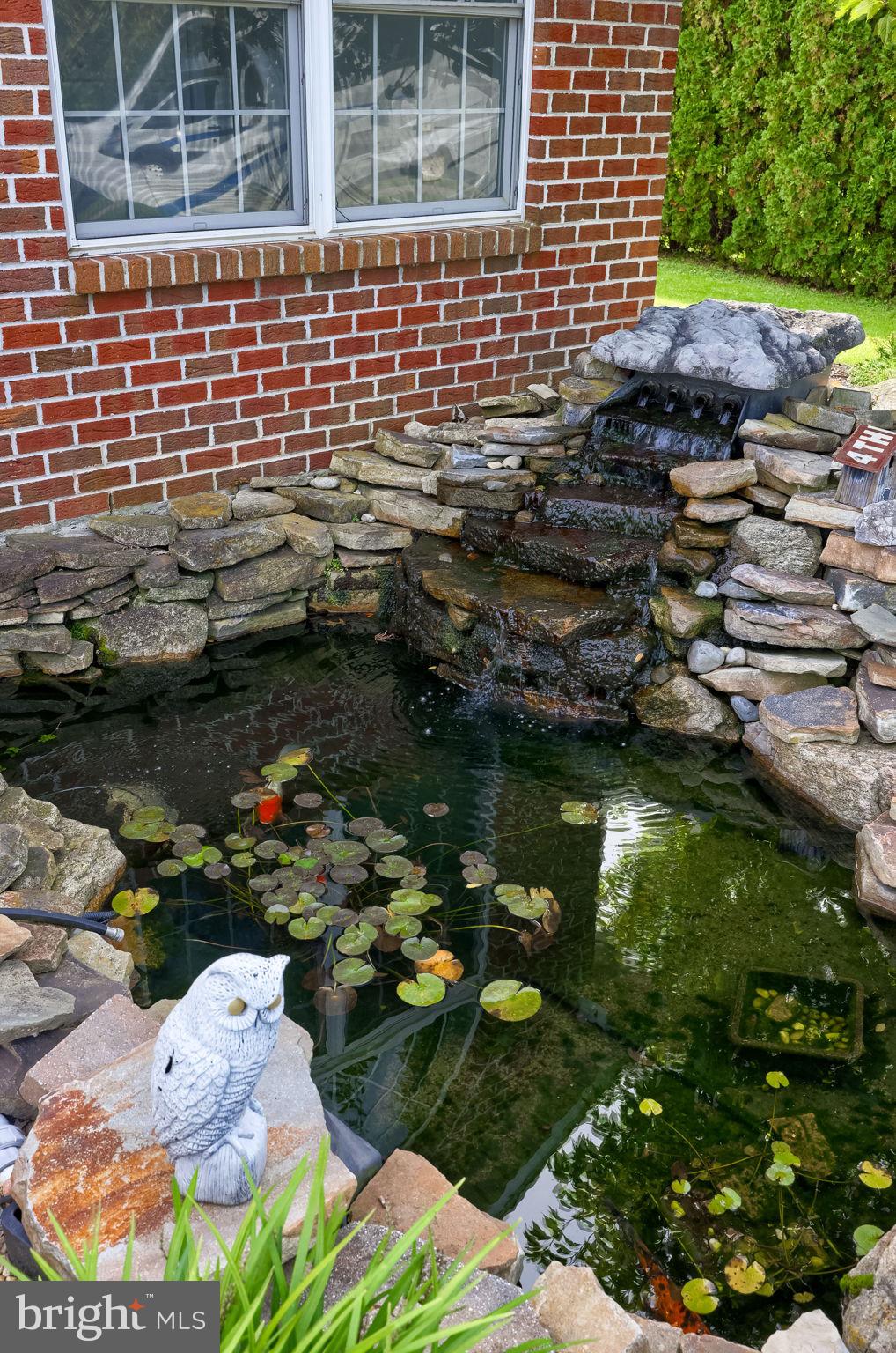4910 Green Tree Rd, Reading, PA 19606 photo