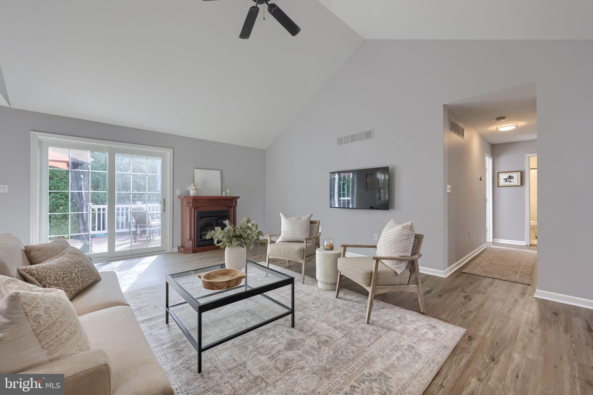 4910 Green Tree Rd, Reading, PA 19606 photo