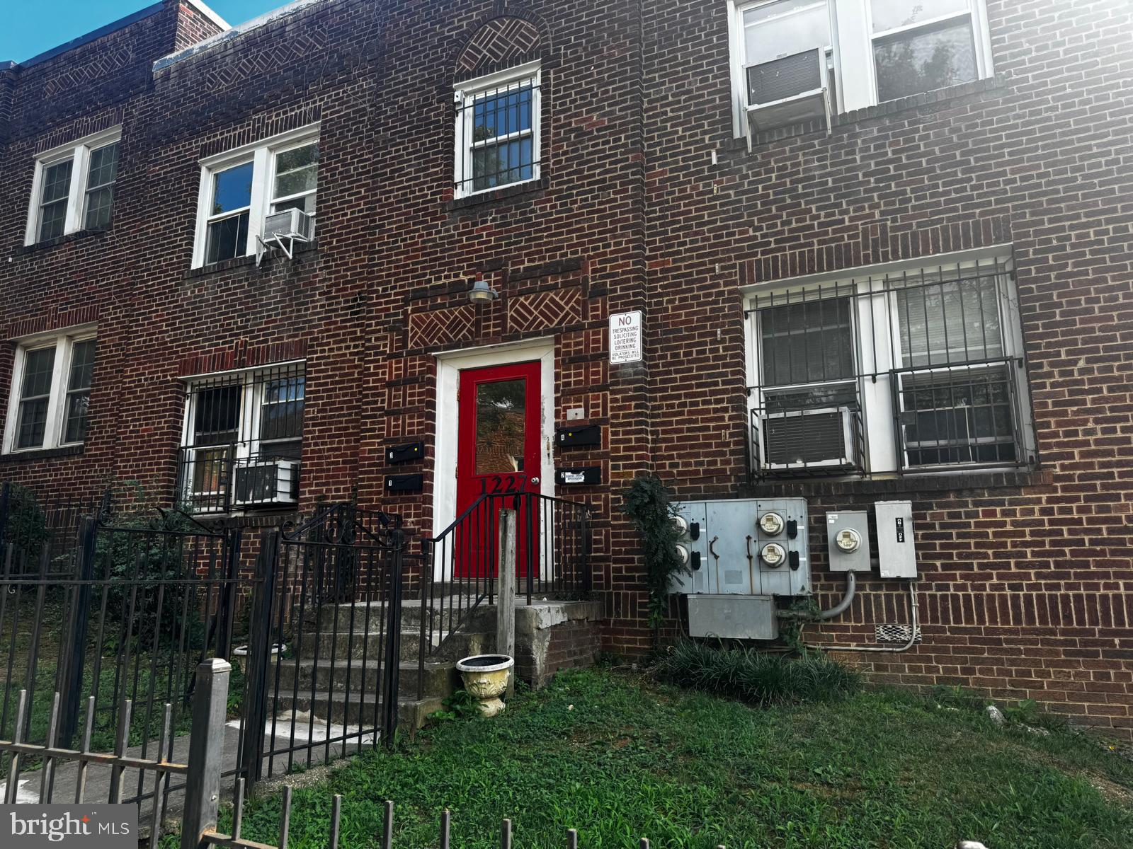 1227 Holbrook Terrace, Washington, DC 20002