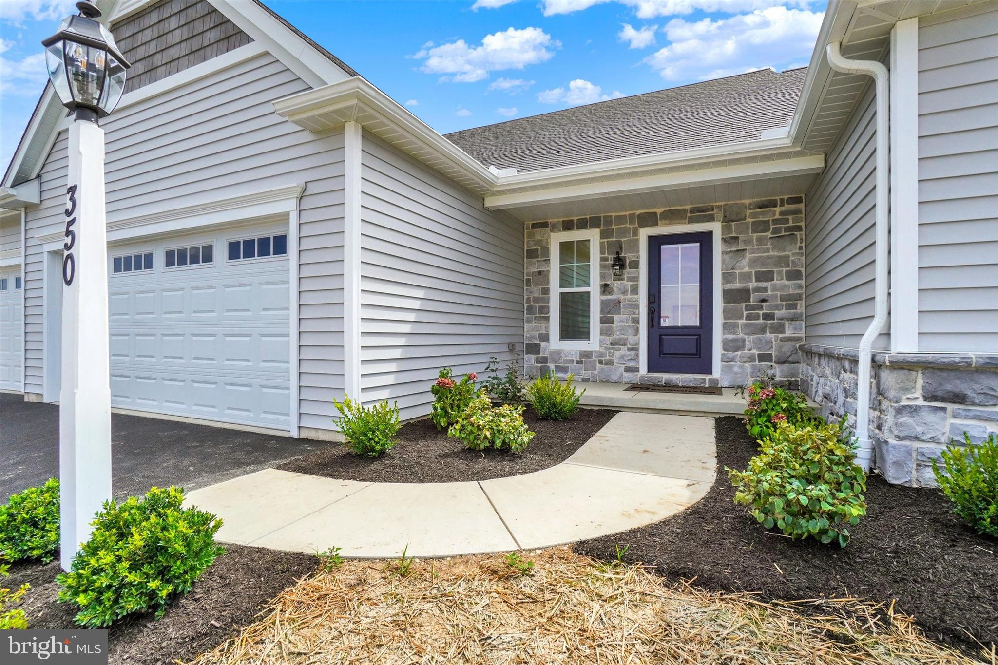 350 Lloyds Ln, York, PA 17406 photo
