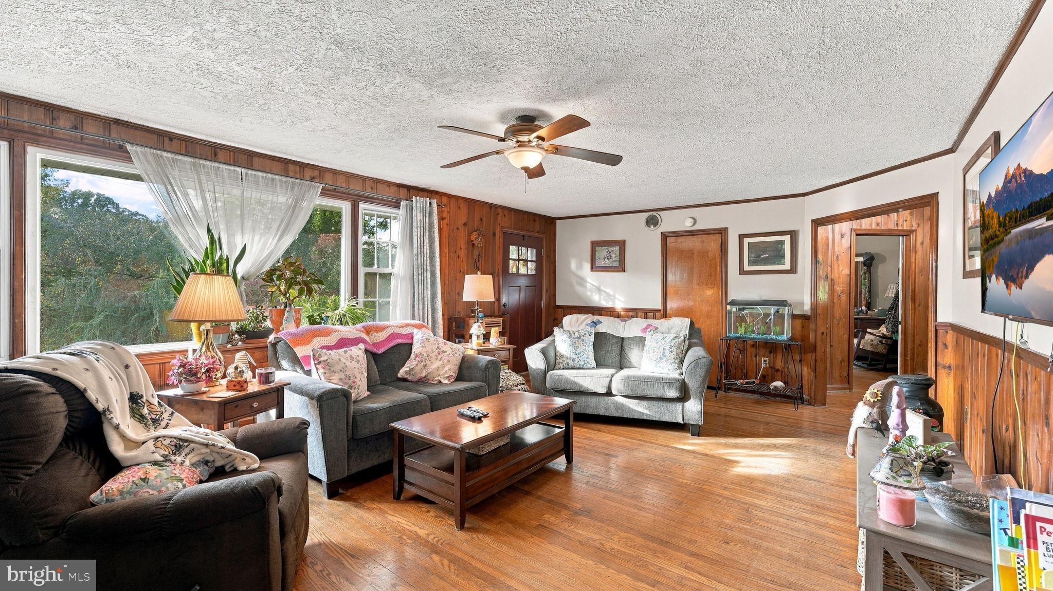 1483 Easton Rd, Warrington, PA 18976 photo