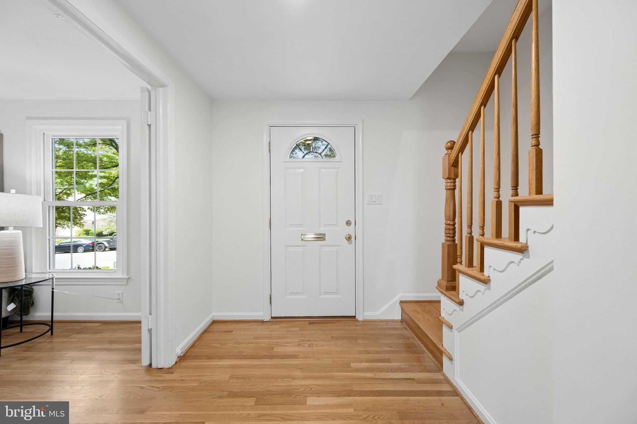 1104 Fallsmead Way, Potomac, MD 20854 photo