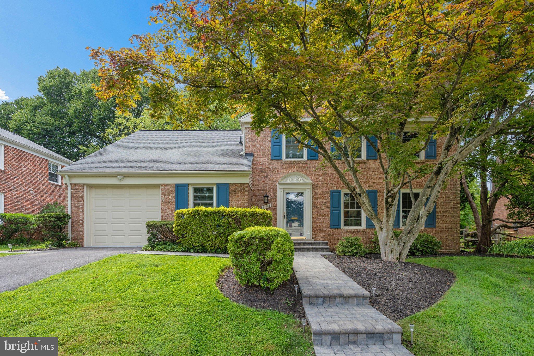1104 Fallsmead Way, Potomac, MD 20854