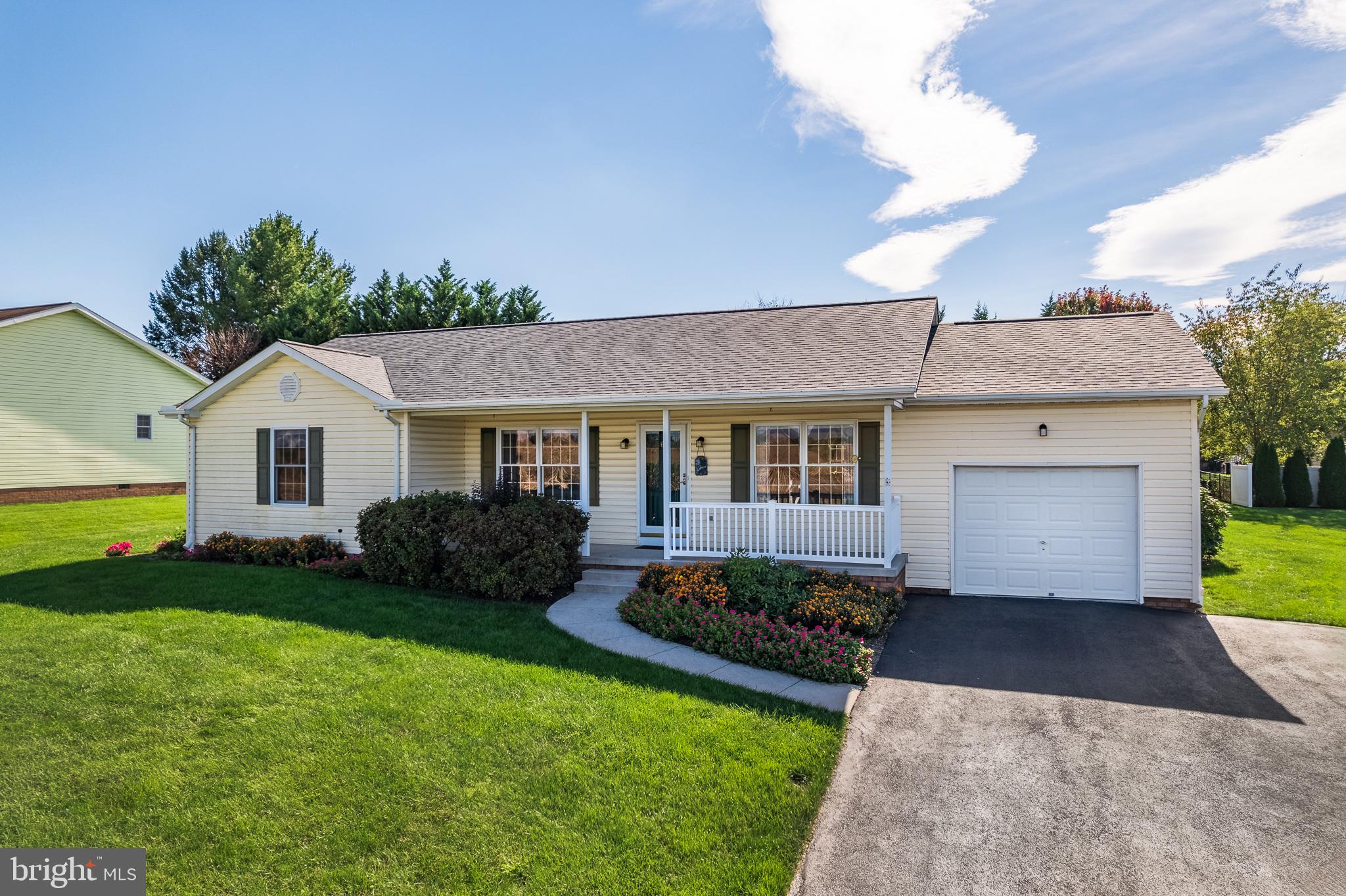 645 Basehoar School Rd, Littlestown, PA 17340