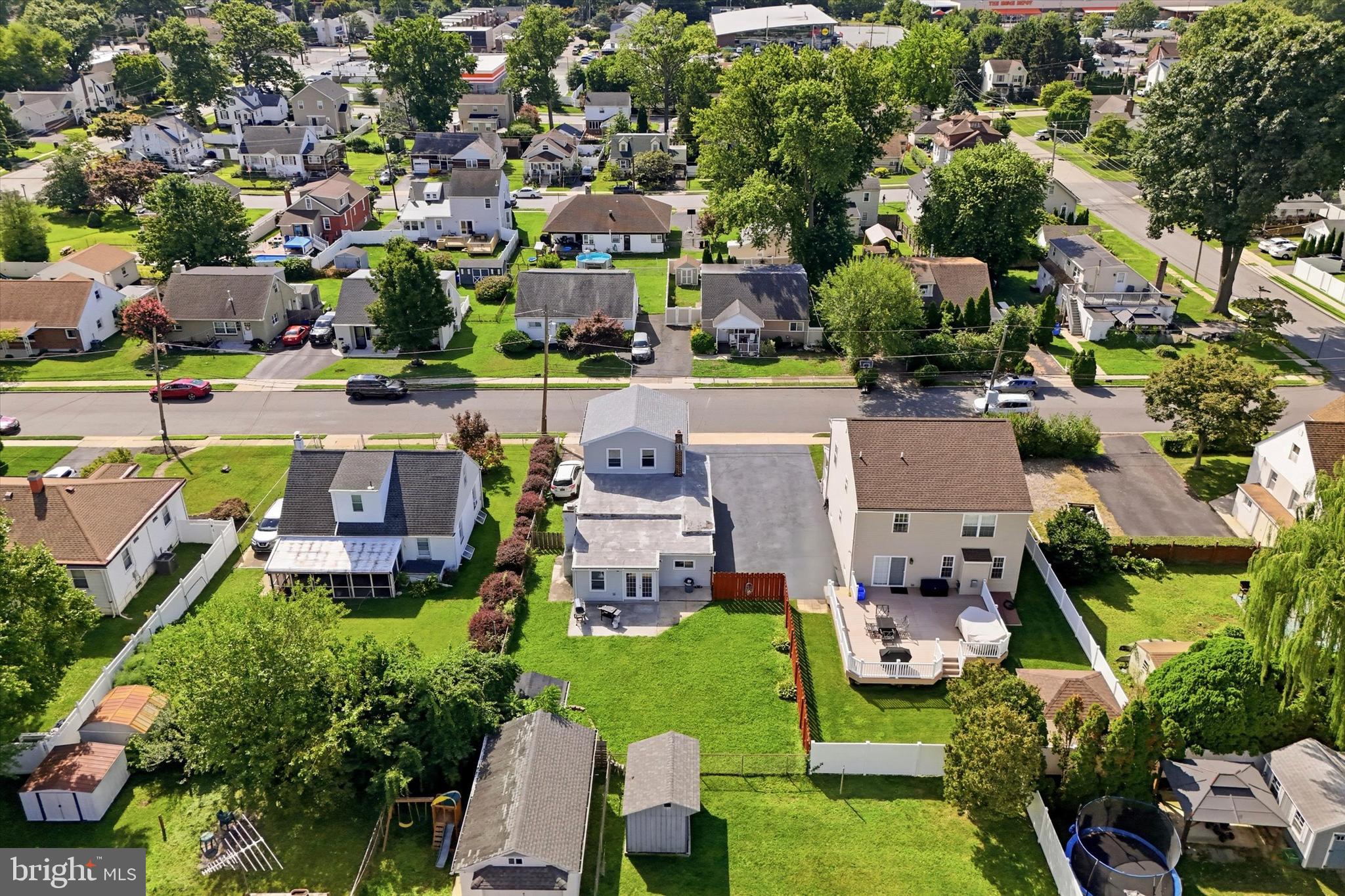 419 Gorsuch St, Folsom, PA 19033 photo