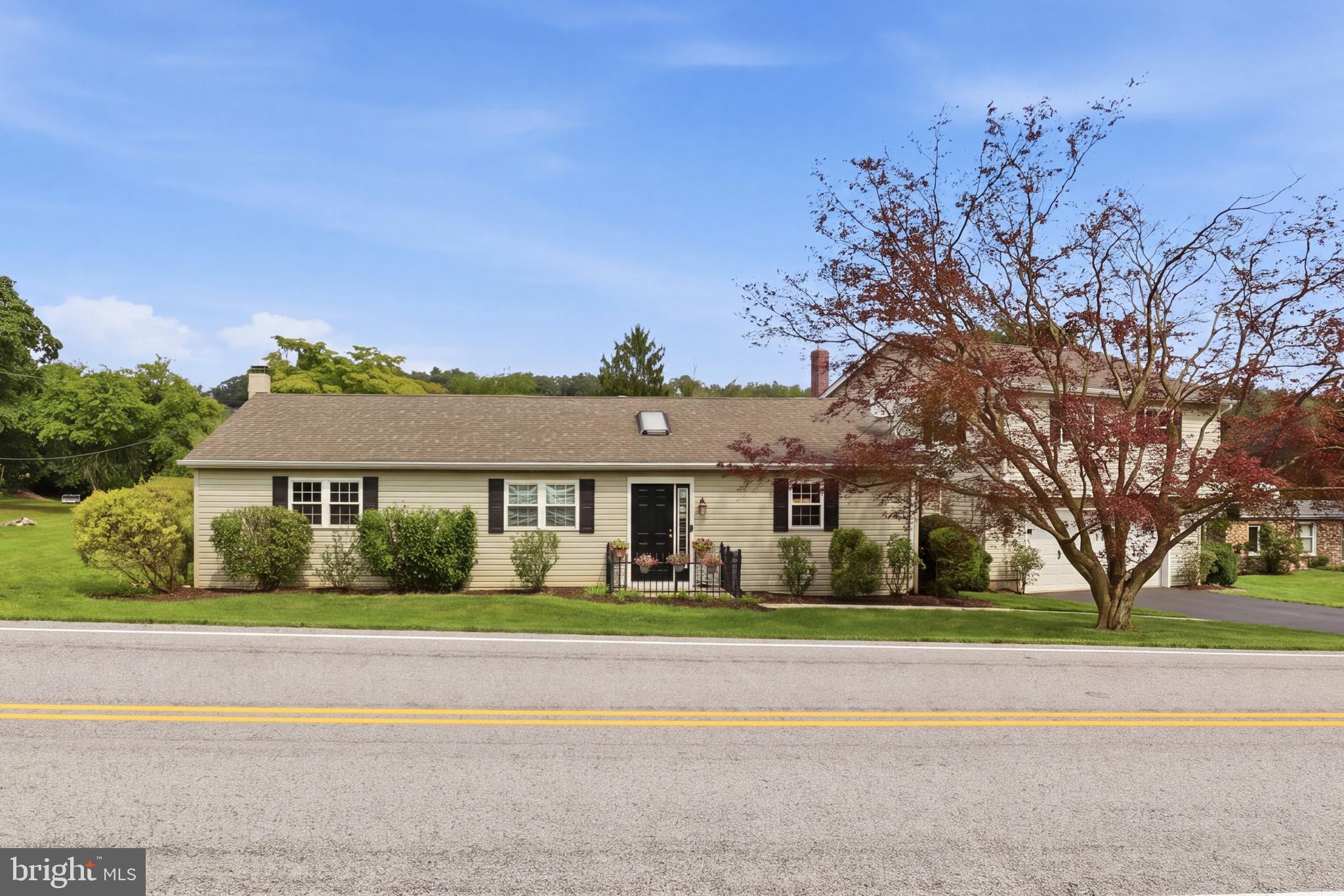 11951 Rockville Rd, Glen Rock, PA 17327 photo
