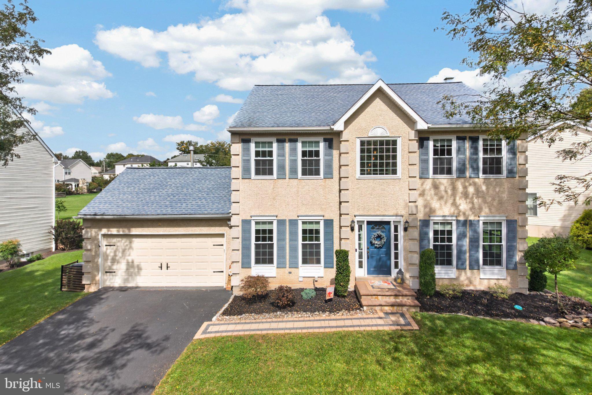 47 Malsby Dr, Royersford, PA 19468