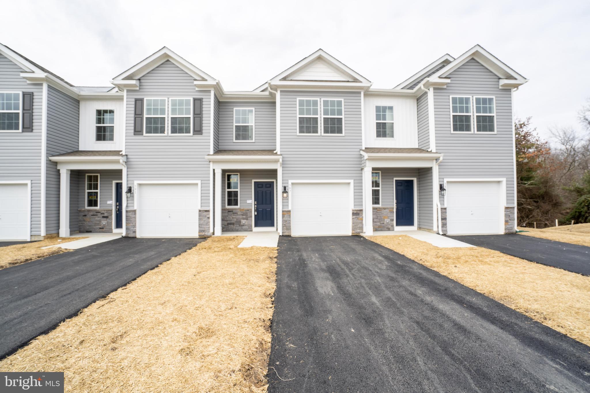 387 Mazzeo Dr, Glassboro, NJ 08028 photo