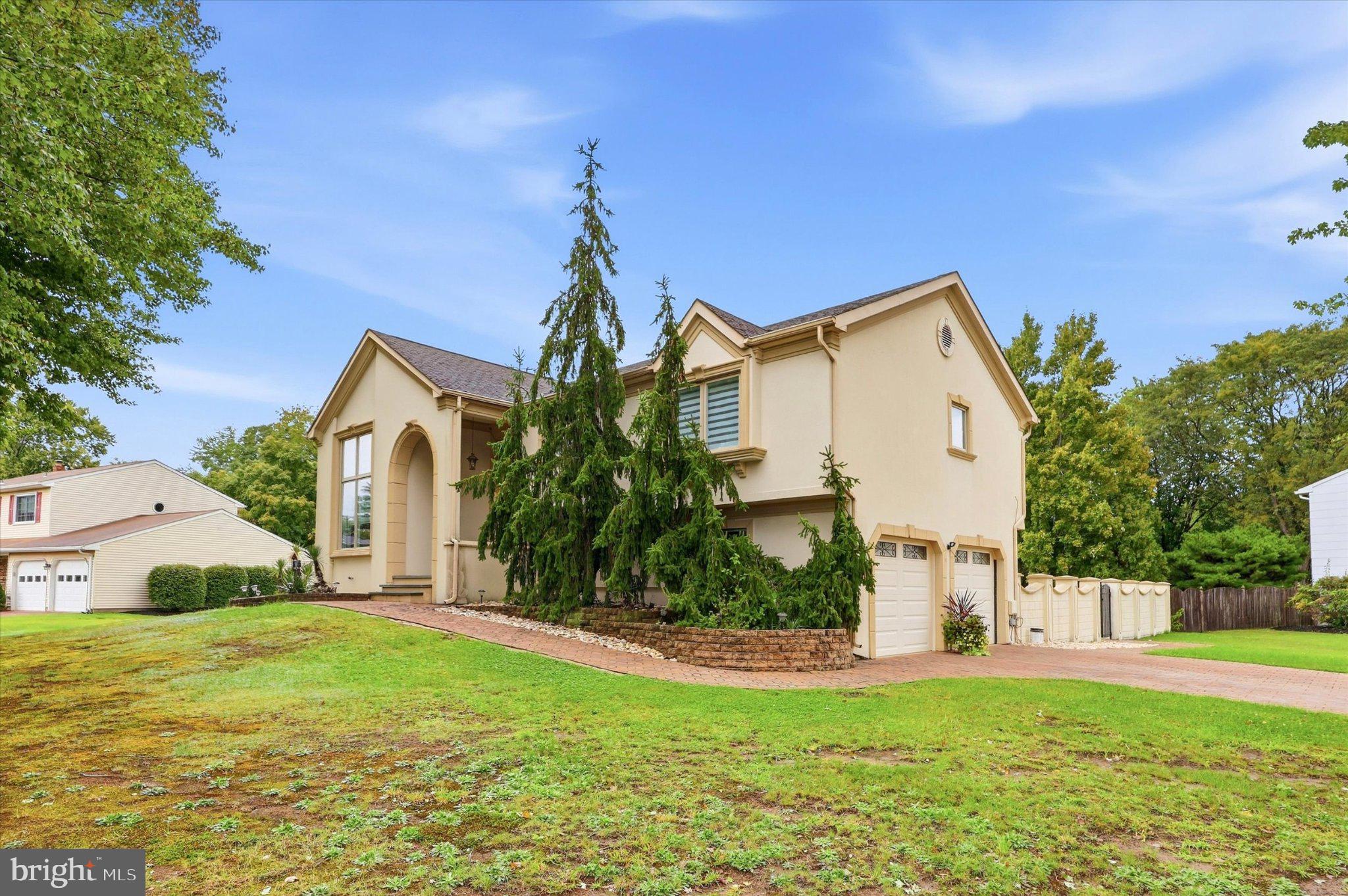 17 John Paul Dr, Hampton, NJ 08690 photo