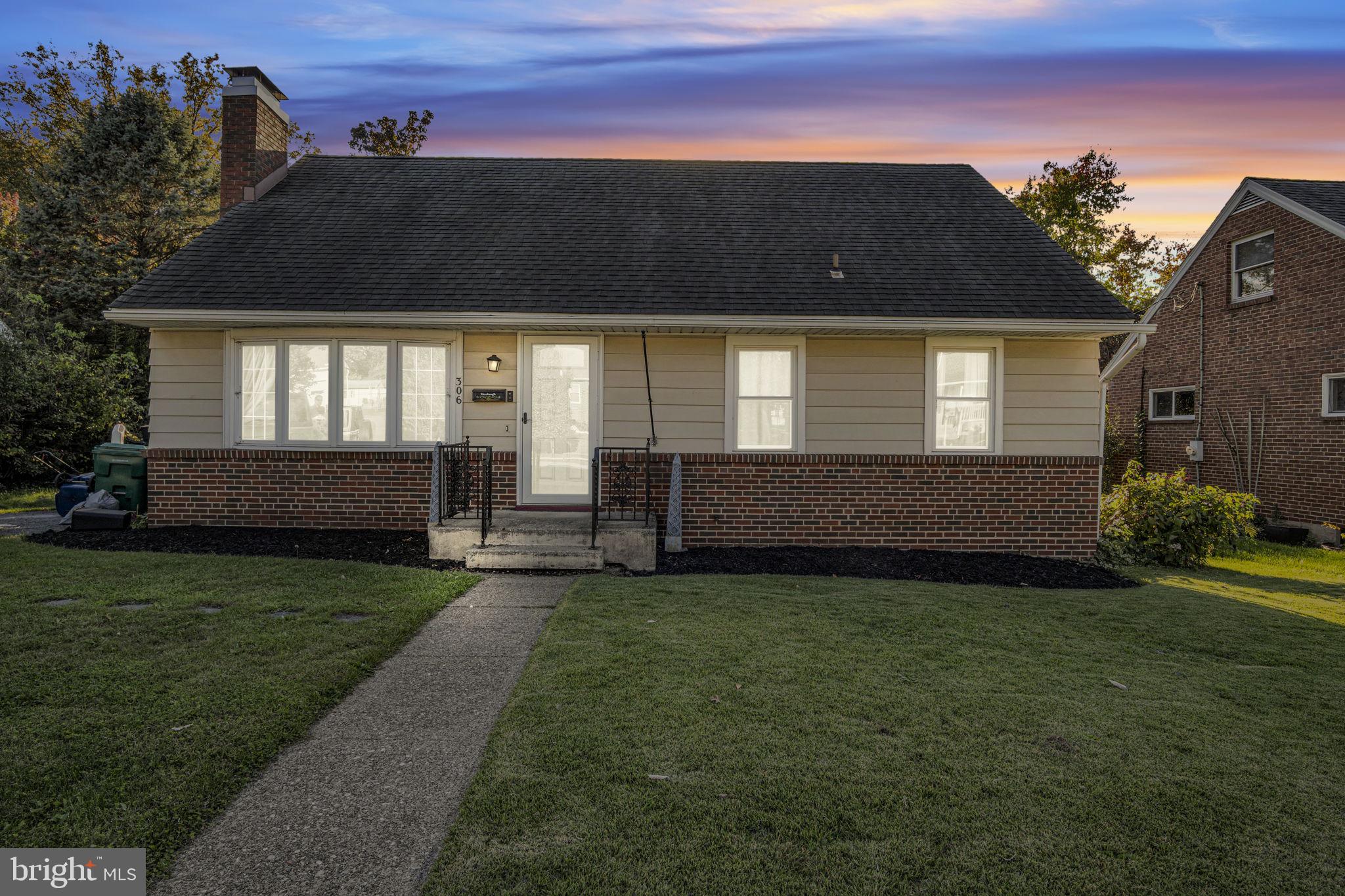 306 Berryhill Rd, Harrisburg, PA 17109