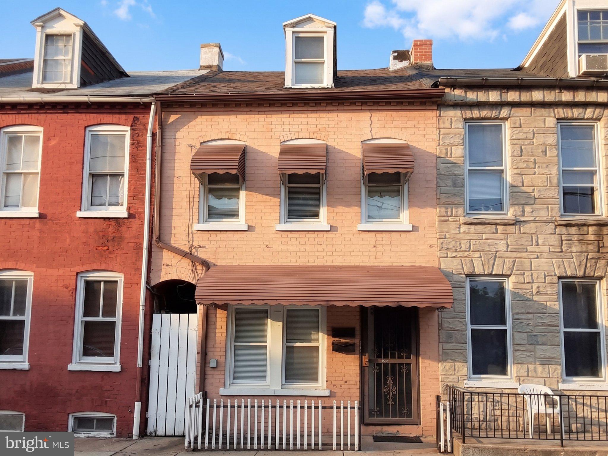459 Pershing Ave, Lancaster, PA 17602