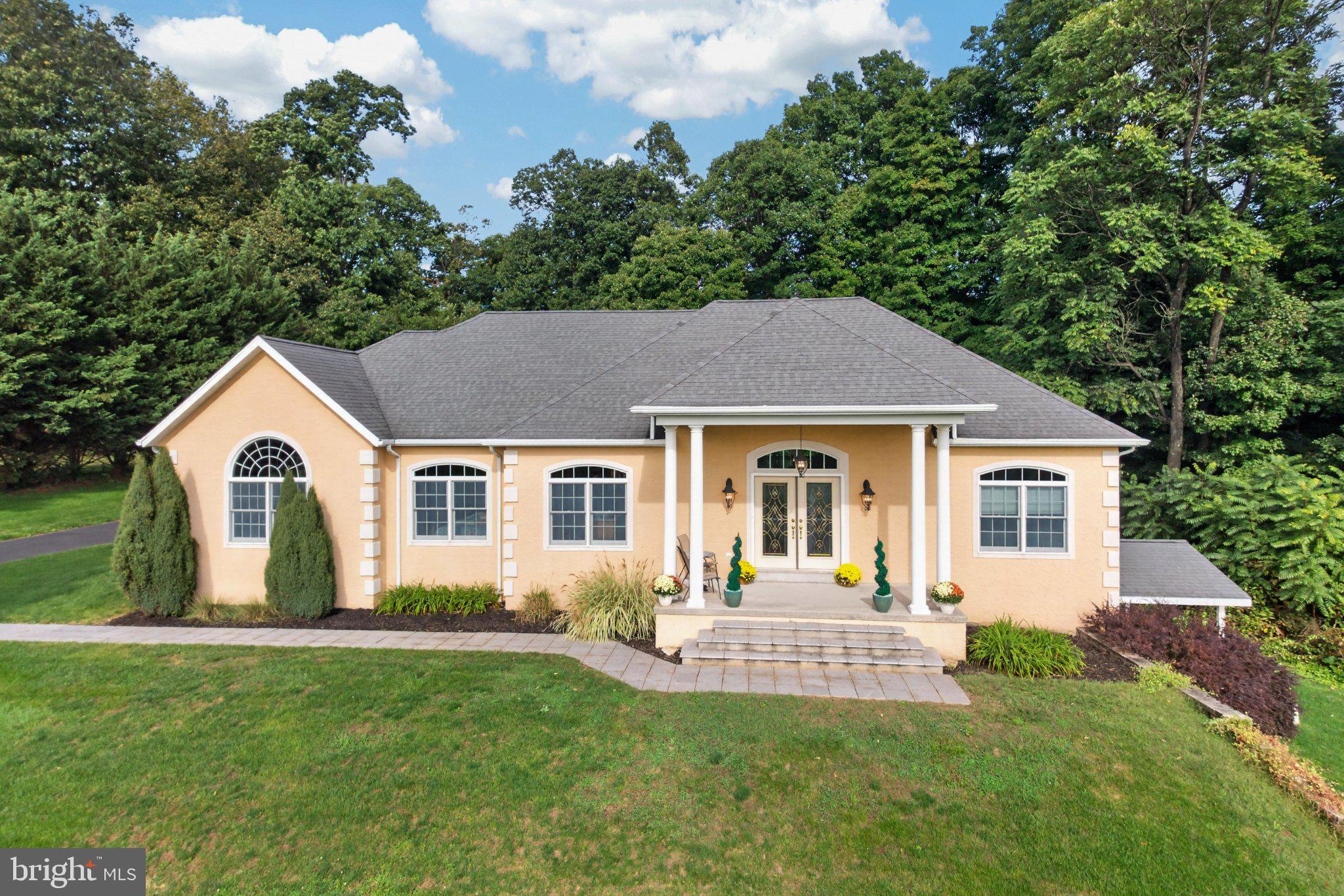 26 Kristine Ave, Boyertown, PA 19512