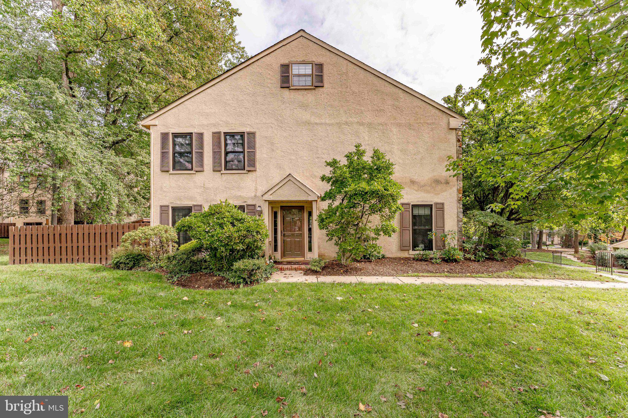 1201 Weatherstone Dr, Paoli, PA 19301