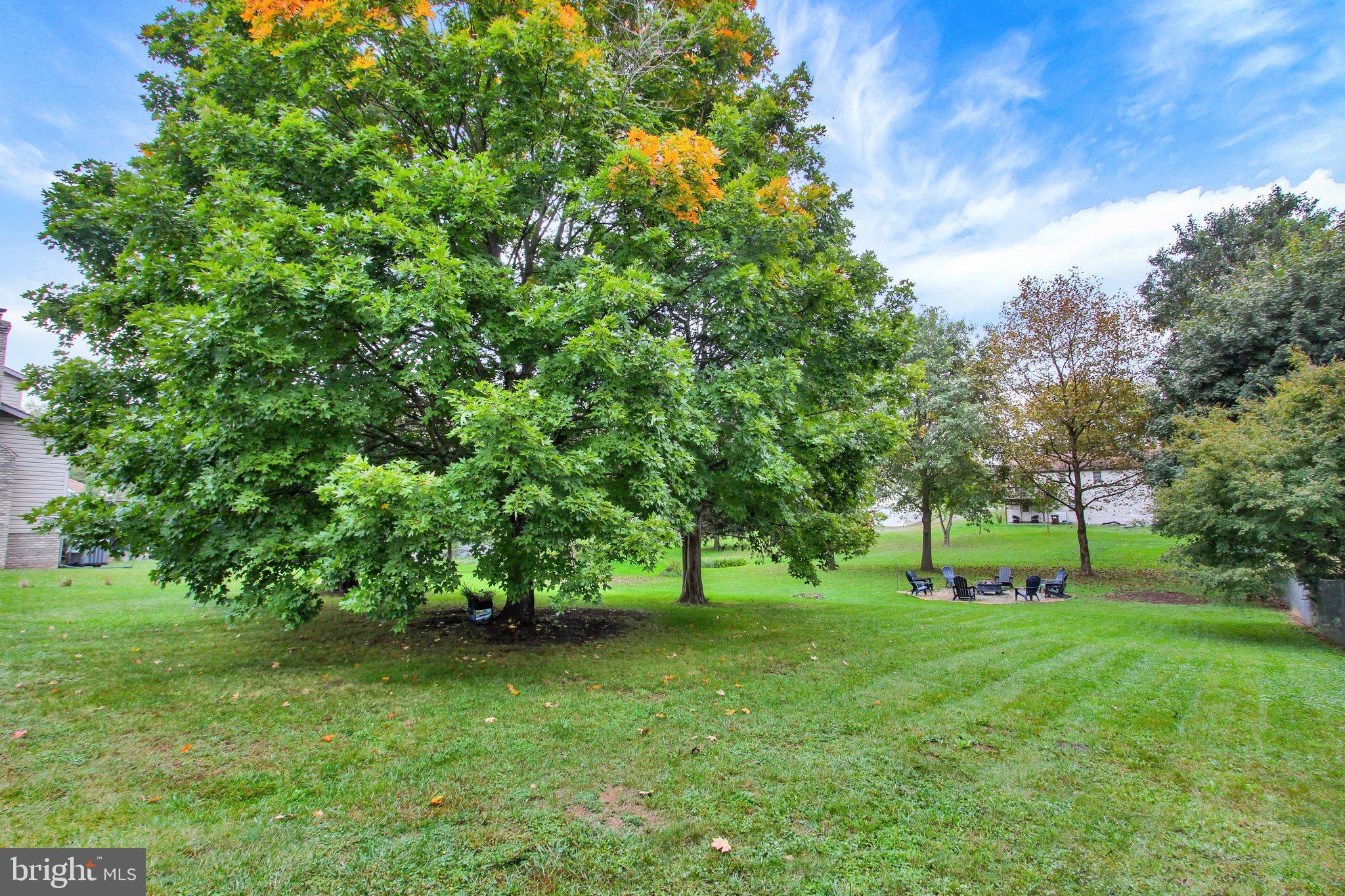 871 Sherman Dr, Gettysburg, PA 17325 photo