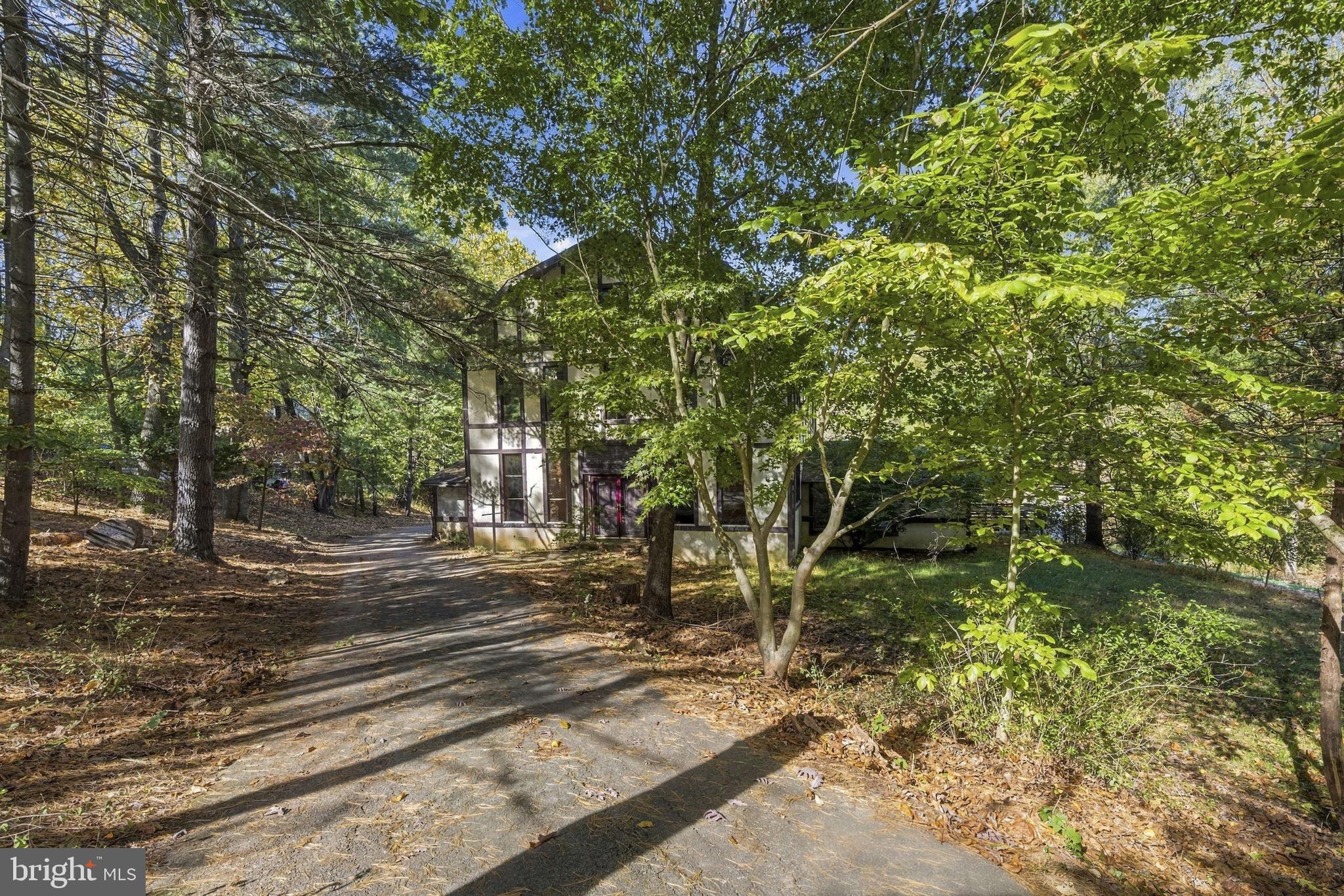 3115 Sawmill Rd, Newtown Square, PA 19073