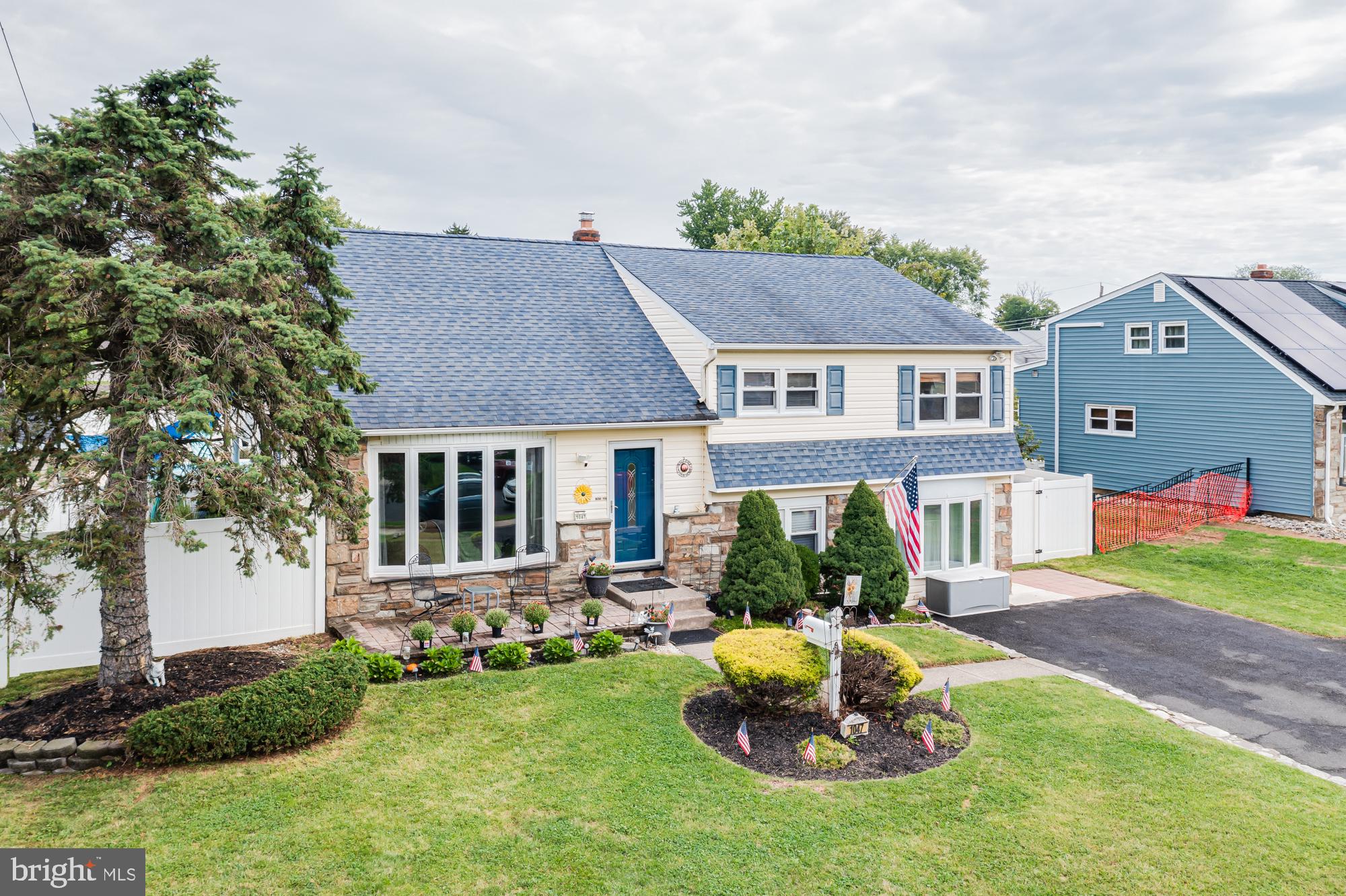 1047 Coronet Rd, Warminster, PA 18974 photo