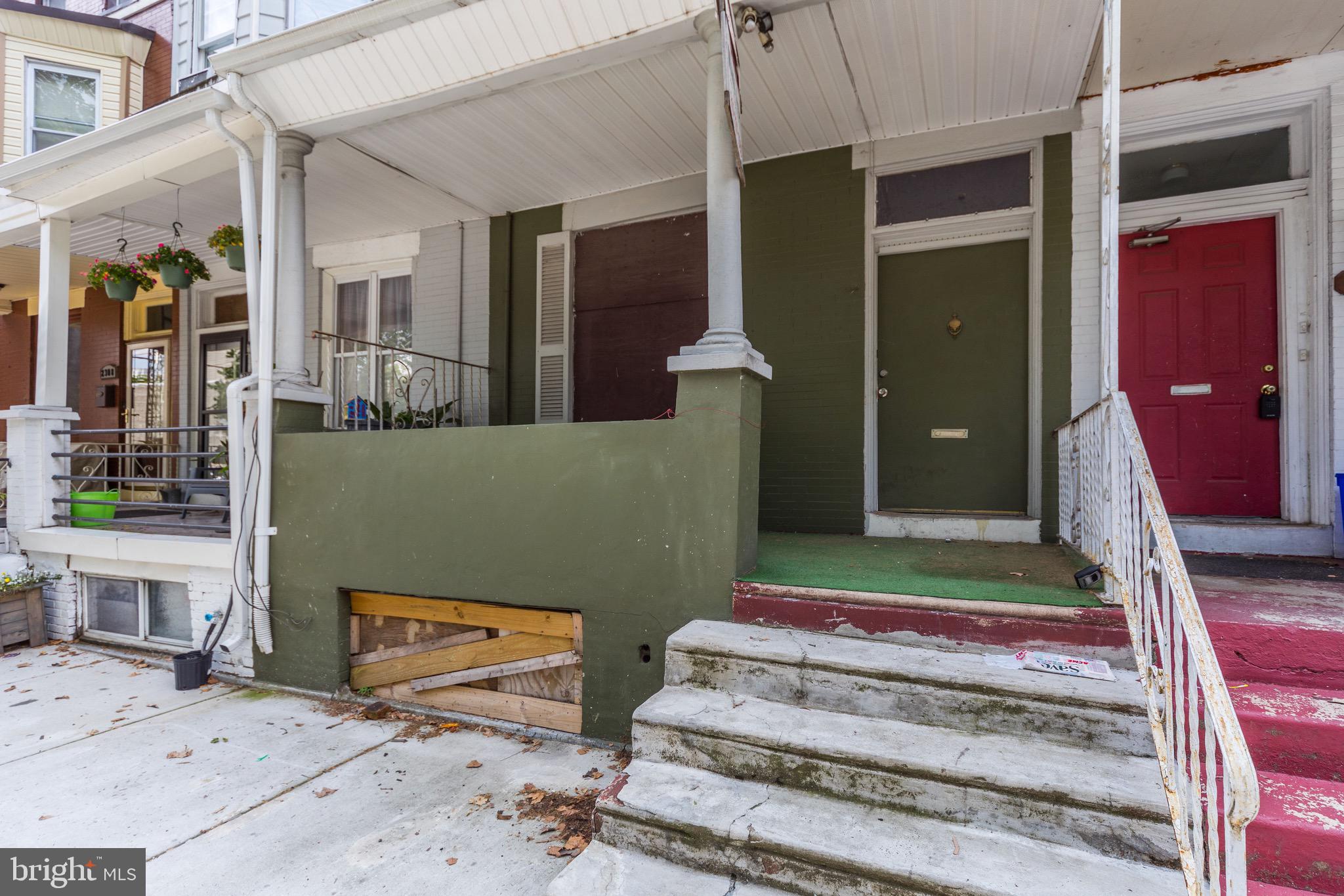 2312 Reed St, Philadelphia, PA 19146 photo