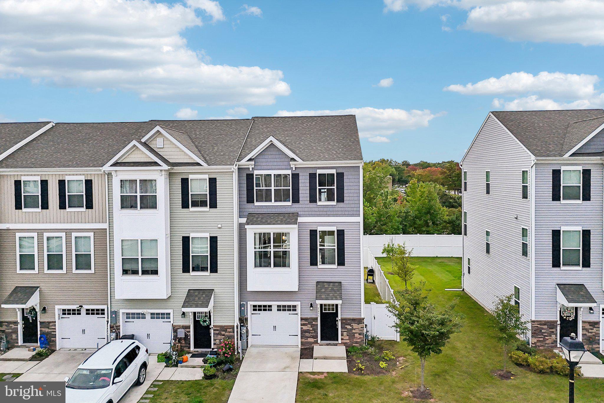 1455 Hudson View Rd, Essex, MD 21221 photo