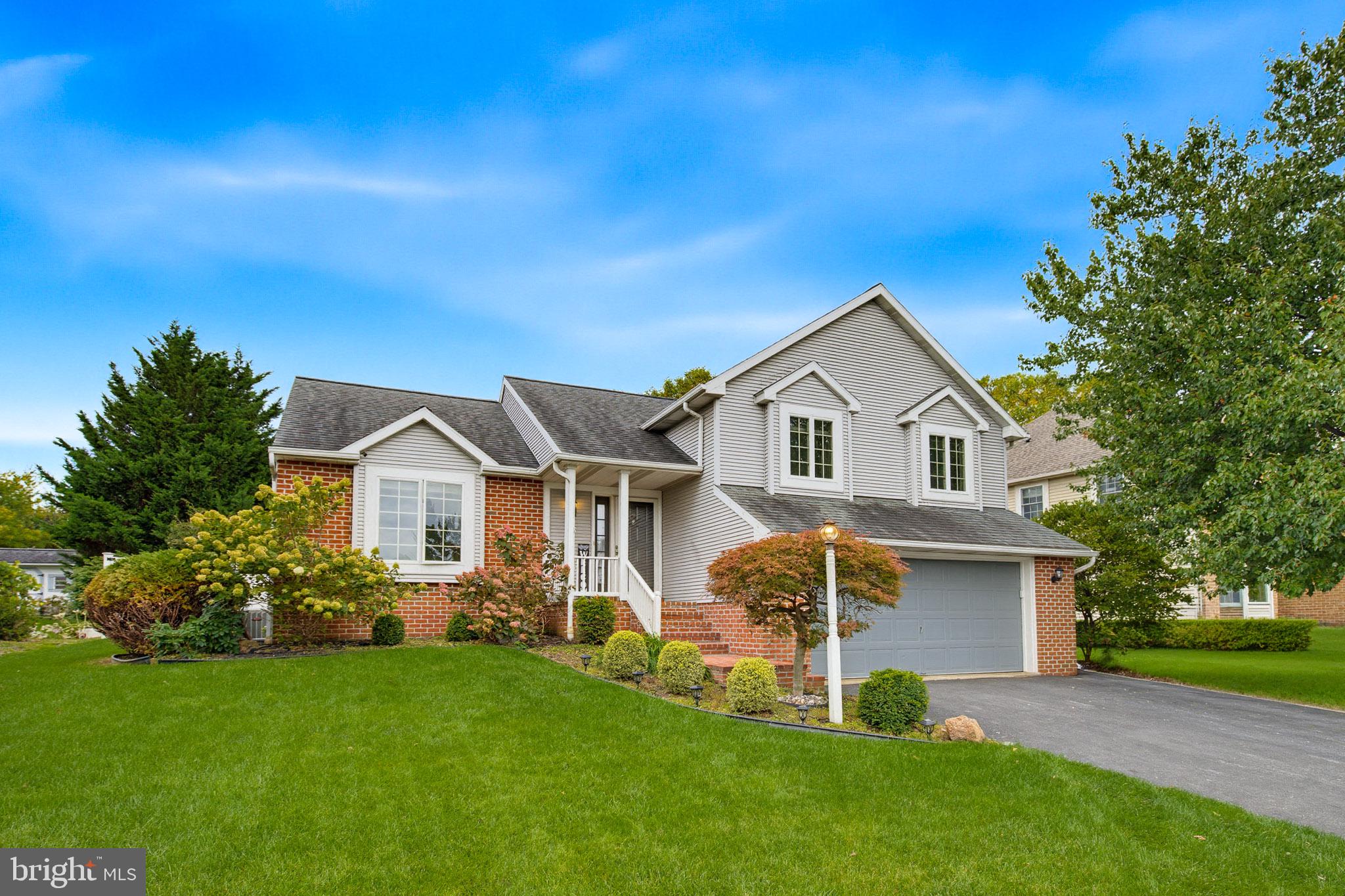 9 Cordell Dr, Stevens, PA 17578